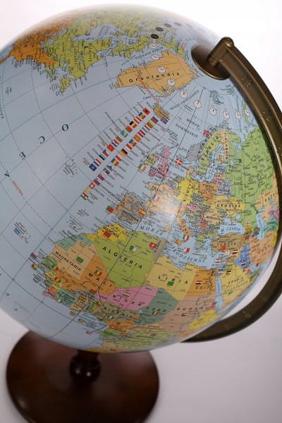 GLOBUS POLITYCZNY 42 CM PODŚWIETLANY Kolor Odcienie niebieskiego