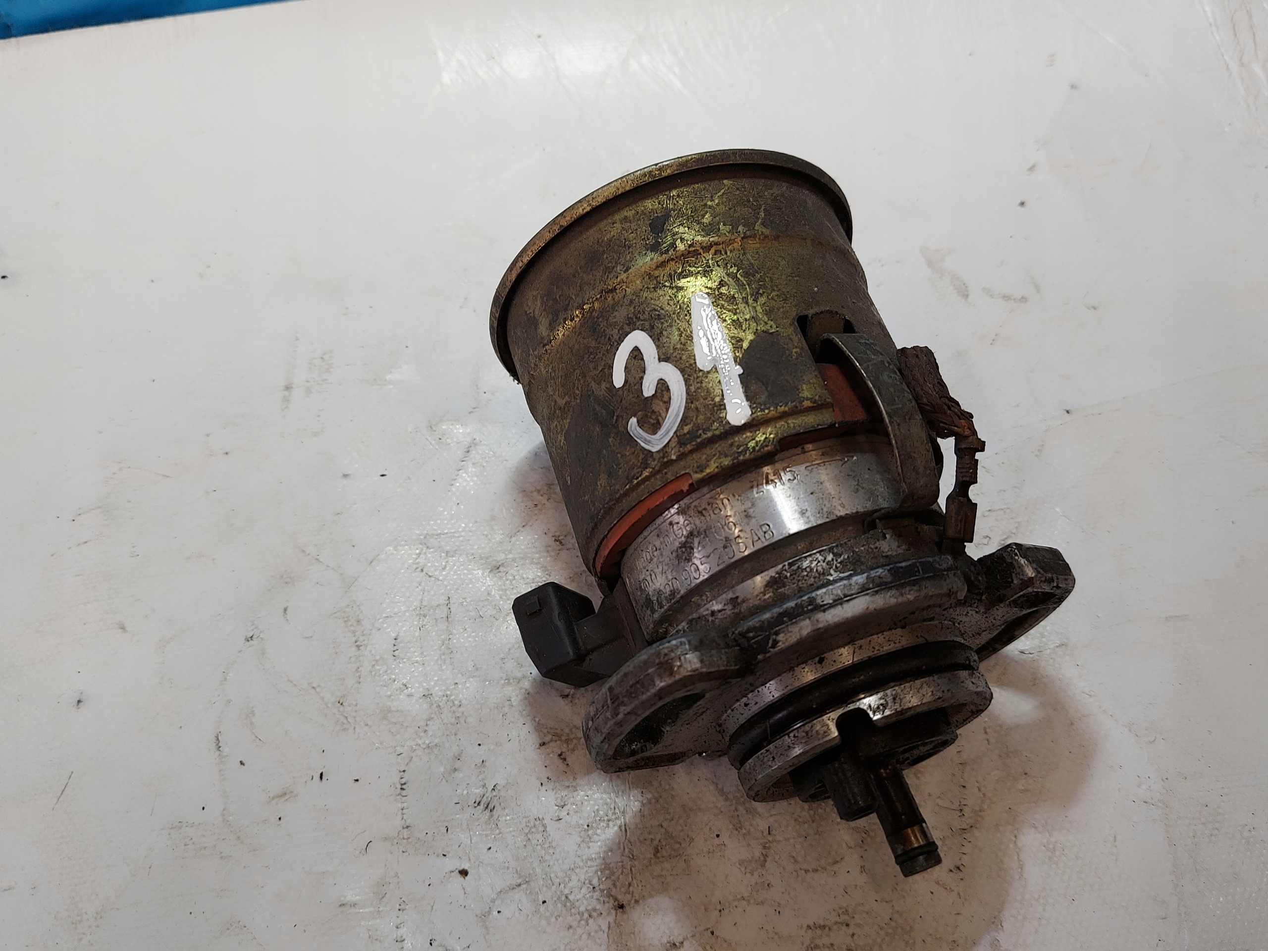 APARAT ignition VW POLO 6N 1.0 B 030905205AB