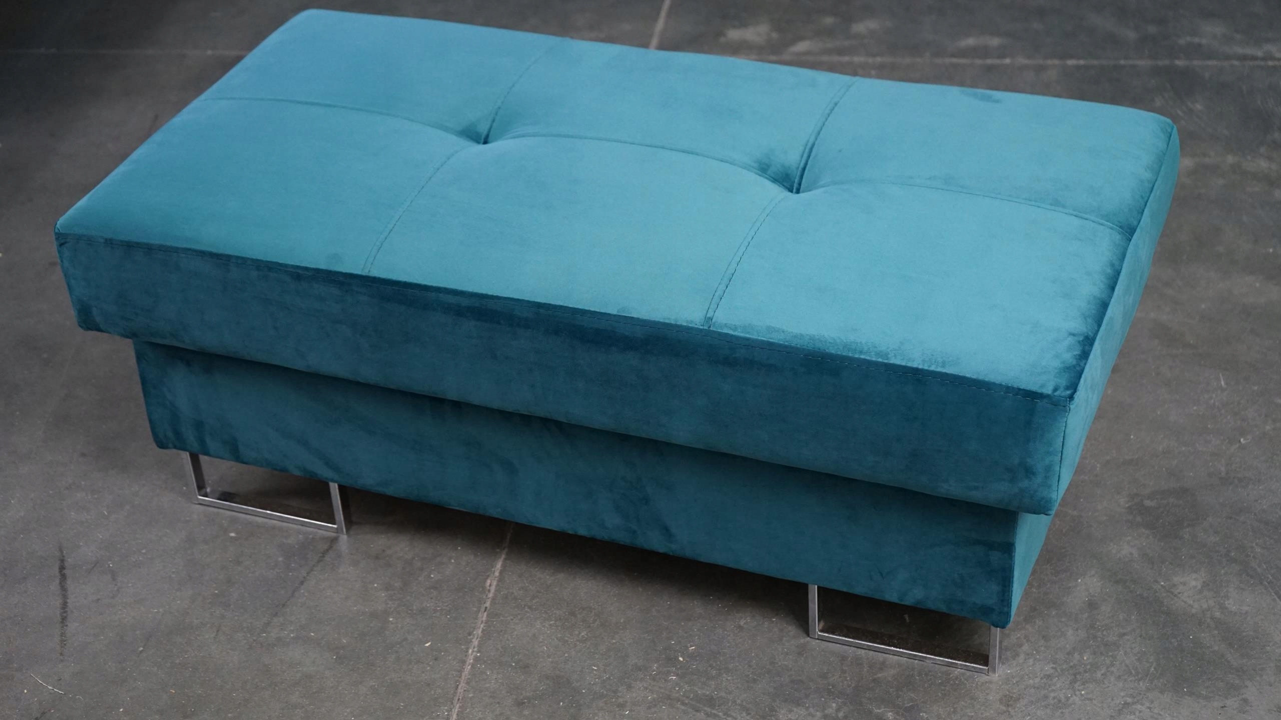 

Pufa Otwierana Wild do salonu 105x55 cm Velvet