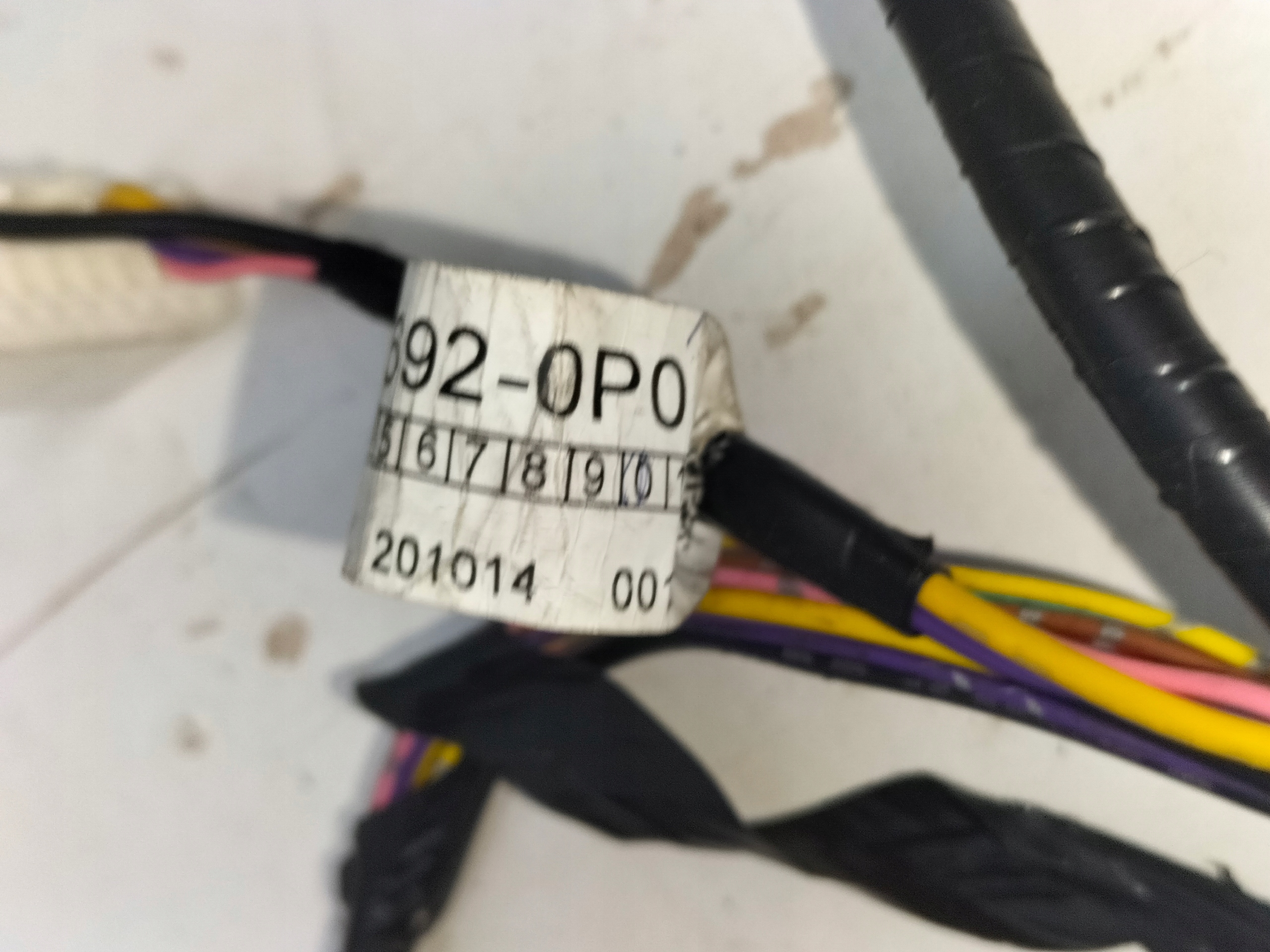 bundle wiring door front of left MITSUBISHI SPACE STAR II 13