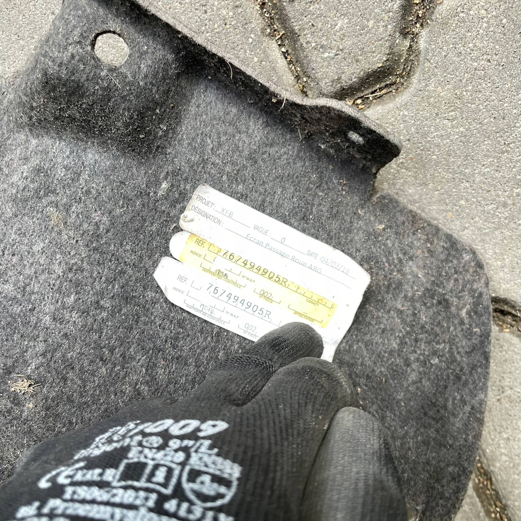 RENAULT MEGANE IV HYBRYDA KOMBI MUDGUARD LEFT REAR PART