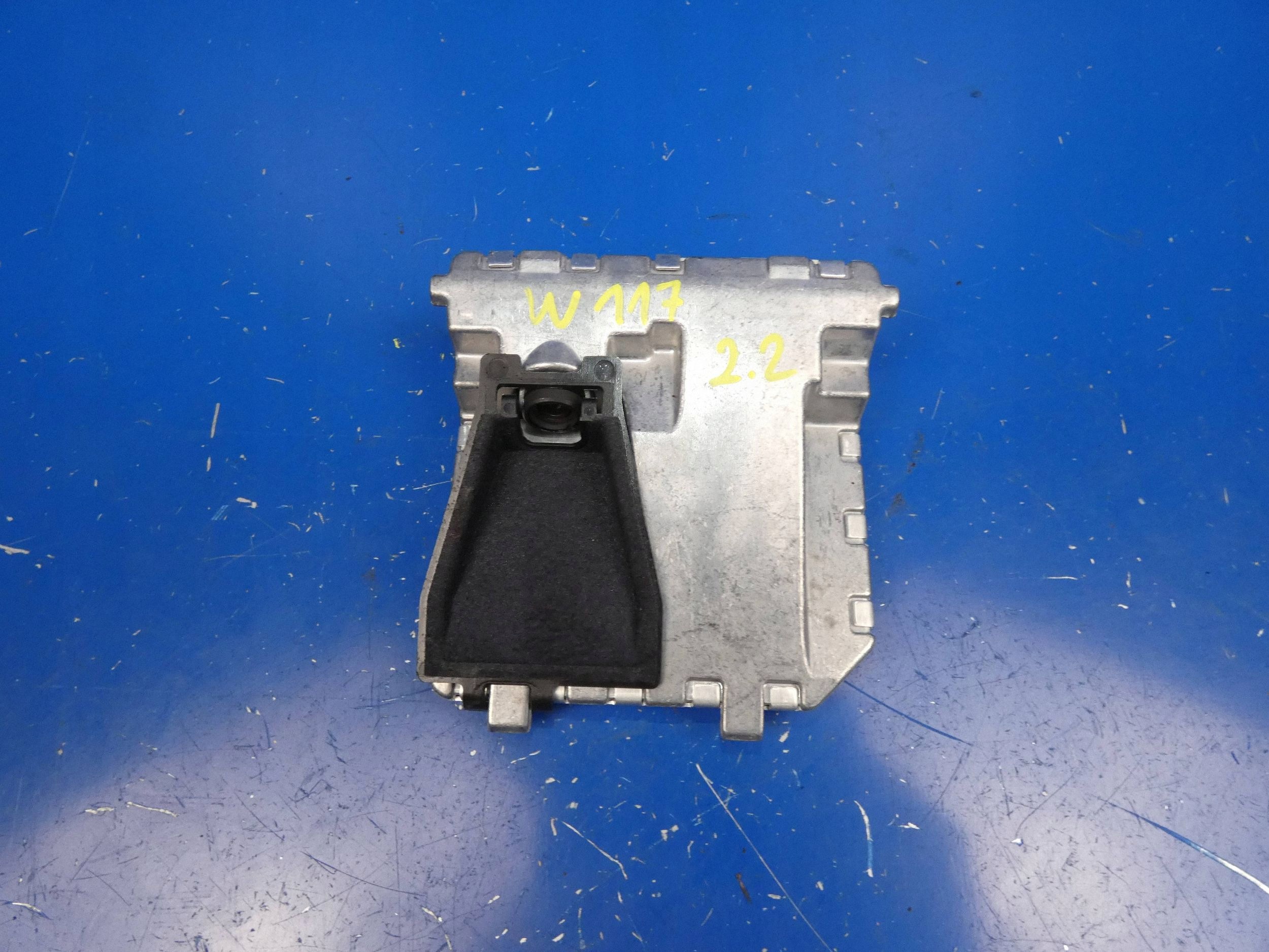 MERCEDES CLA W117 A W176 B W246 GLA W156 KAMERA RADAR front front