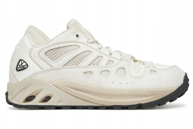 Nike Acg Air Exploraid Dámské trekové boty velikost 36,5
