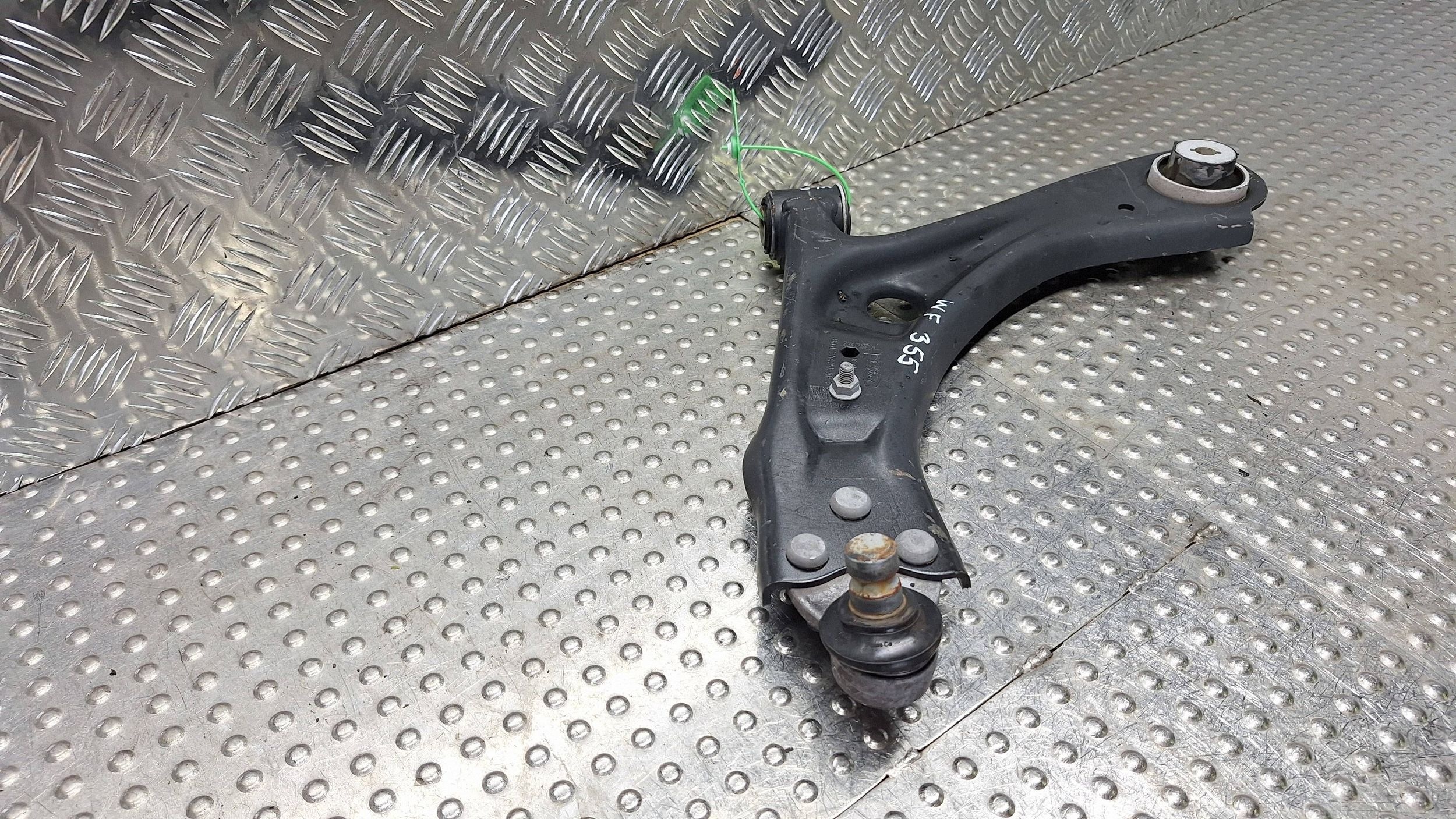 arm left front JX61-3A424-AEB FORD FOCUS MK4