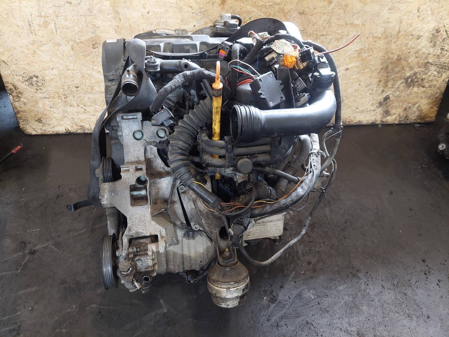 engine DIESEL + UKLAD injection AUDI A6 C5 LIFT 1.9 TDI AVF 1.9 TDI