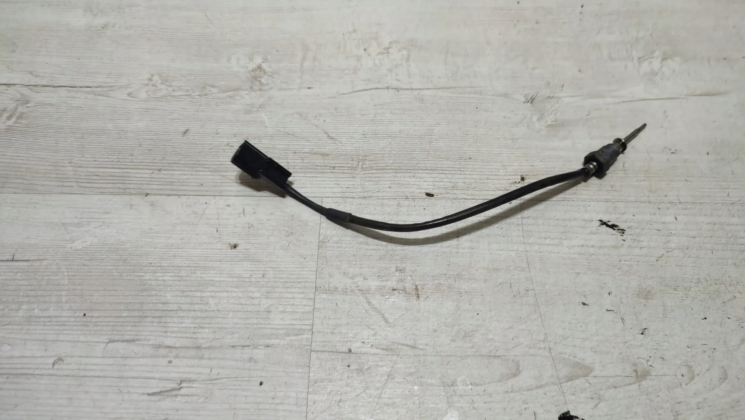 Mercedes-Benz A-classa W176 17r. 1.5cdi Sensor temperatury Gase