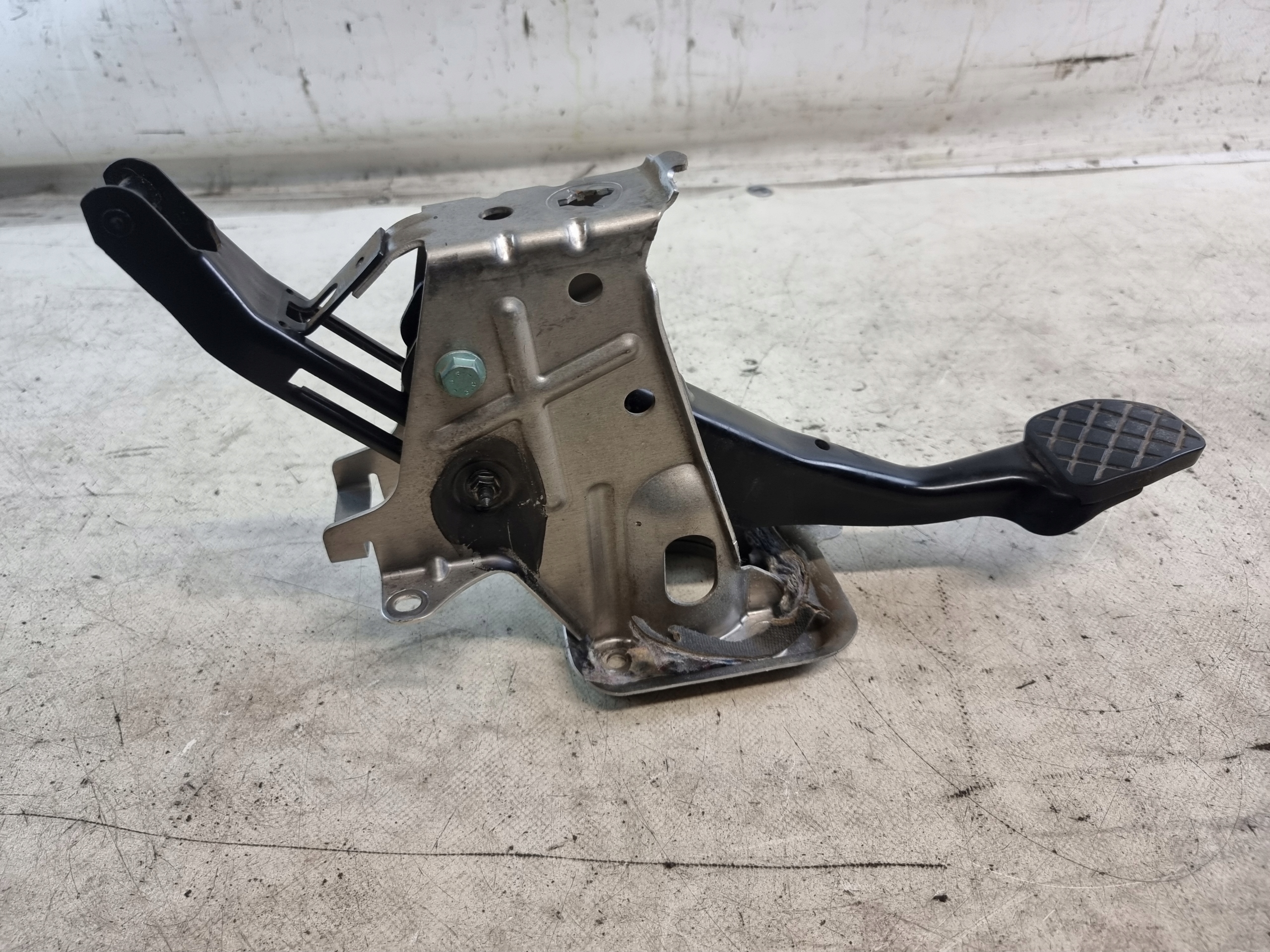 PEDAL Bremse OE 1K1721057L AUDI A3 8P 04r