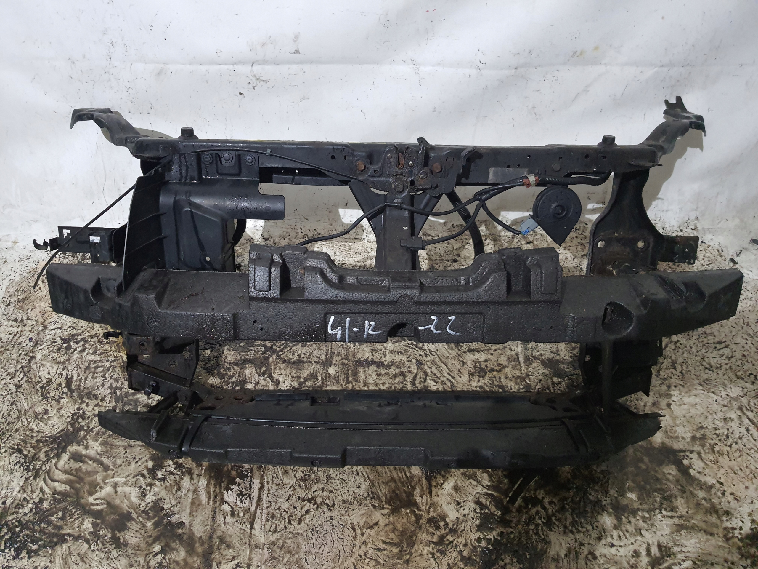 NISSAN QASHQAI J10 07-10 support panel for radiators