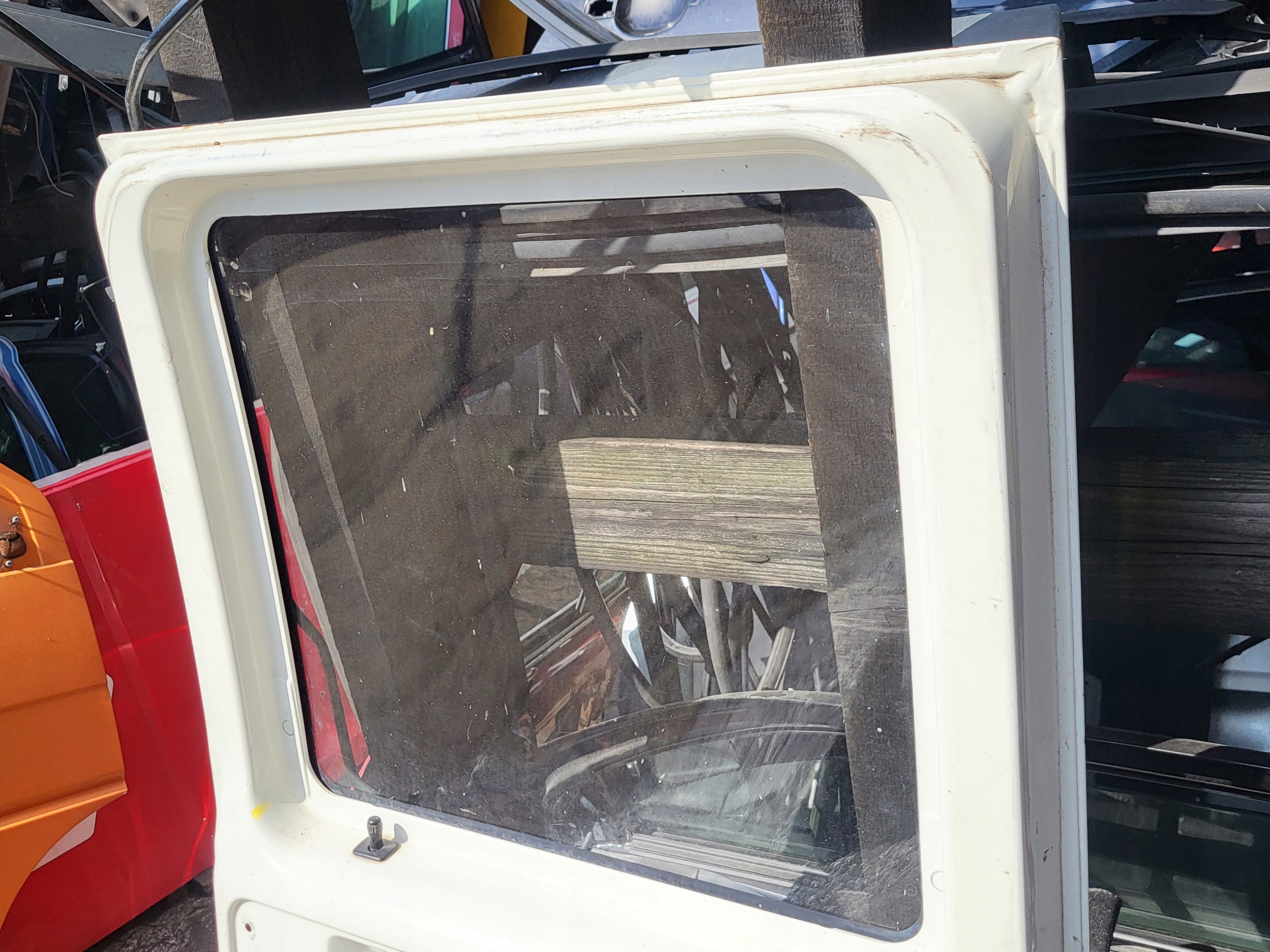 door complete right rear. window lock VW TRANSPORTER T4 DOKA OE BIALE