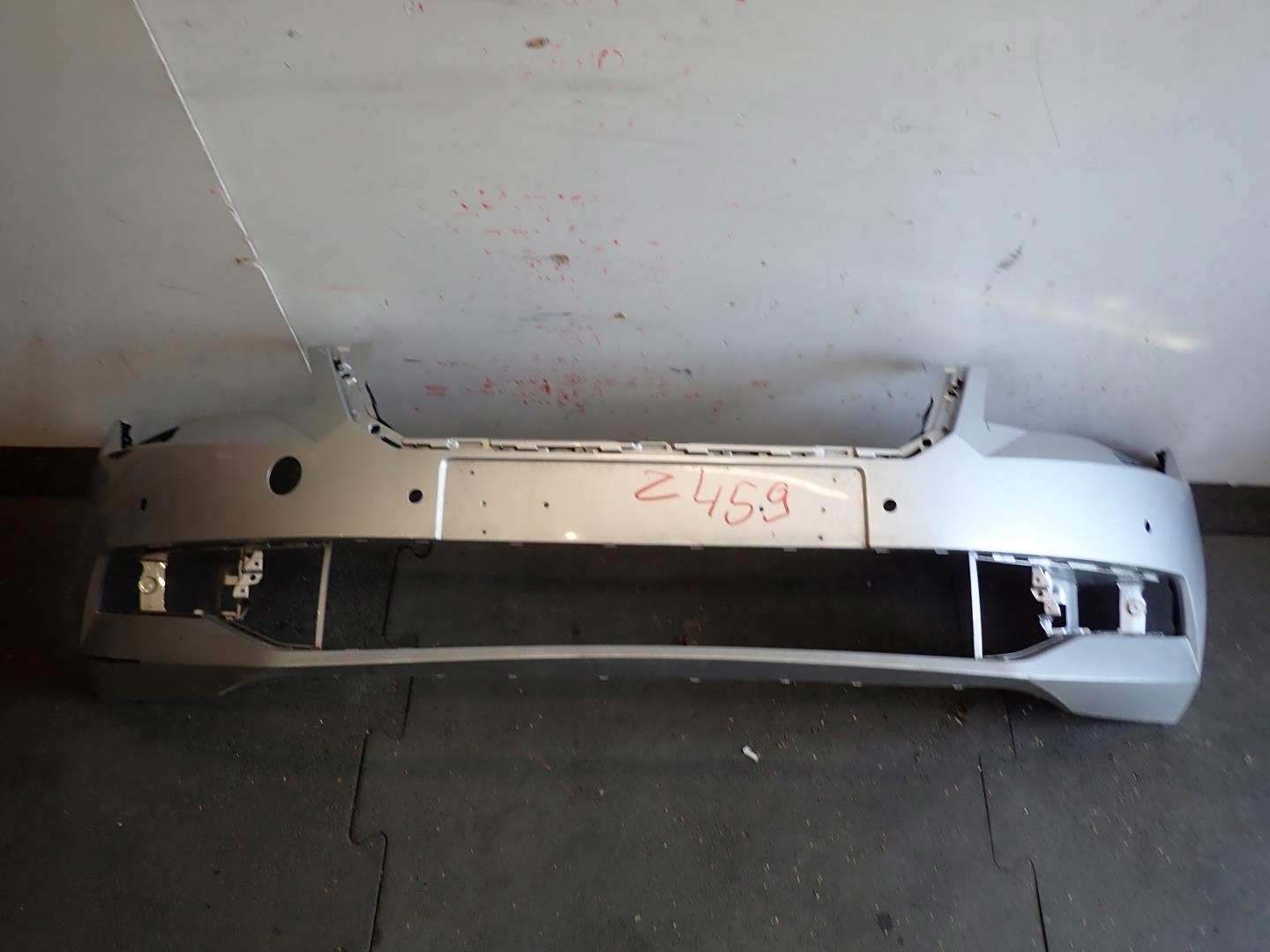 bumper front front SKODA SUPERB III 2015-2019 3V0807221