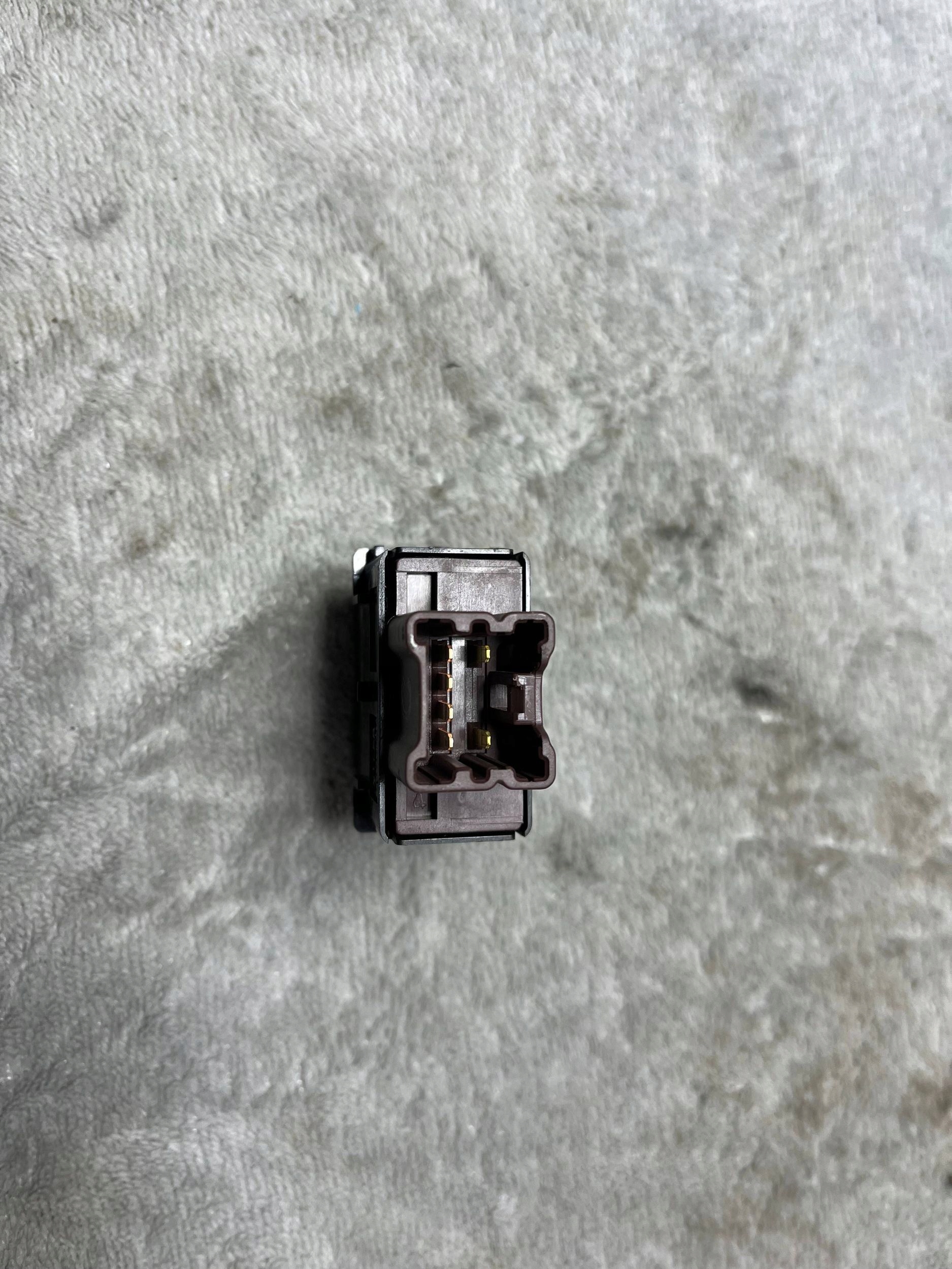 Schalter Hitzung SITZ subaru legacy 3 III 83245AJ002 !J