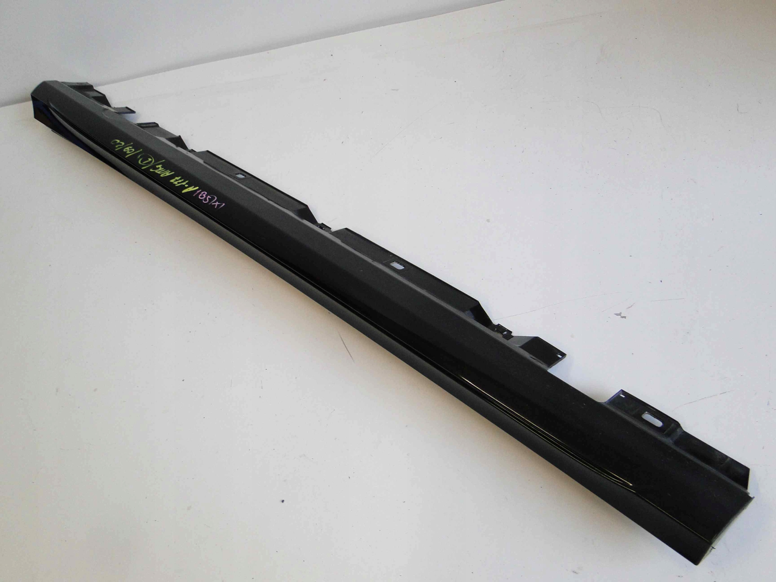 mercedes-benz oe A1776904301