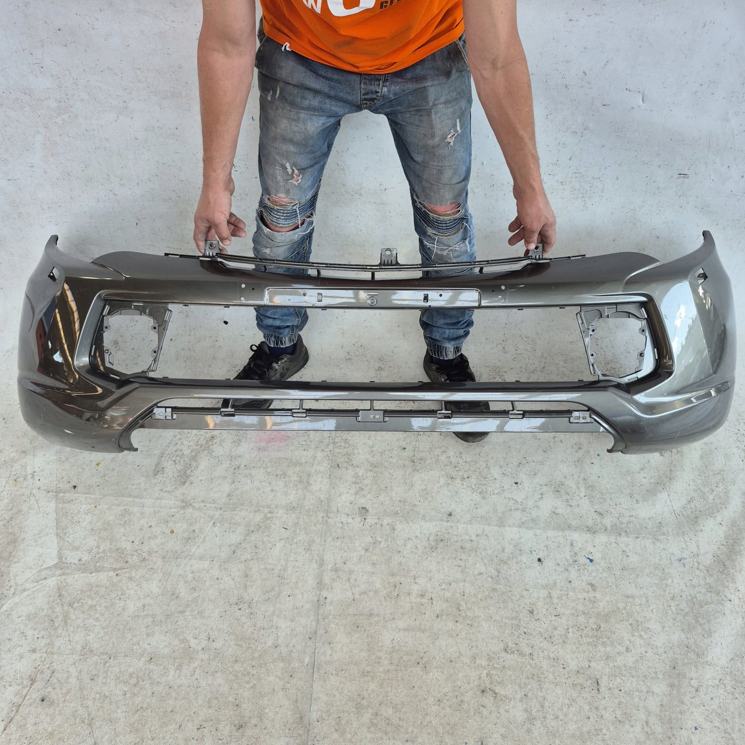 MITSUBISHI L200 V 5 15-19 bumper front front washer