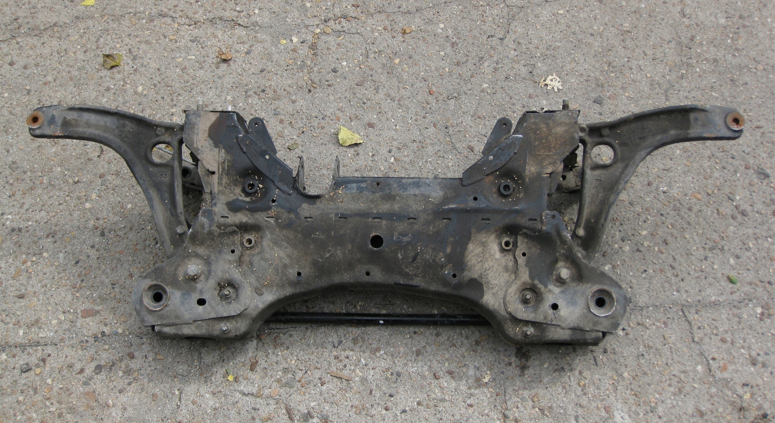 RENAULT MASTER III LIFT Achsträger vorne + Spurstange + Querlenker 544017919R