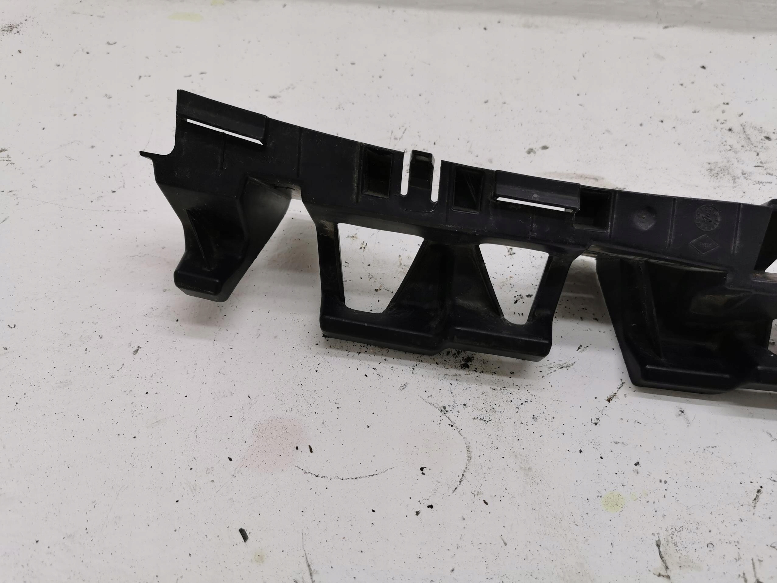 bumper bracket rear RENAULT MEGANE II 8200074445