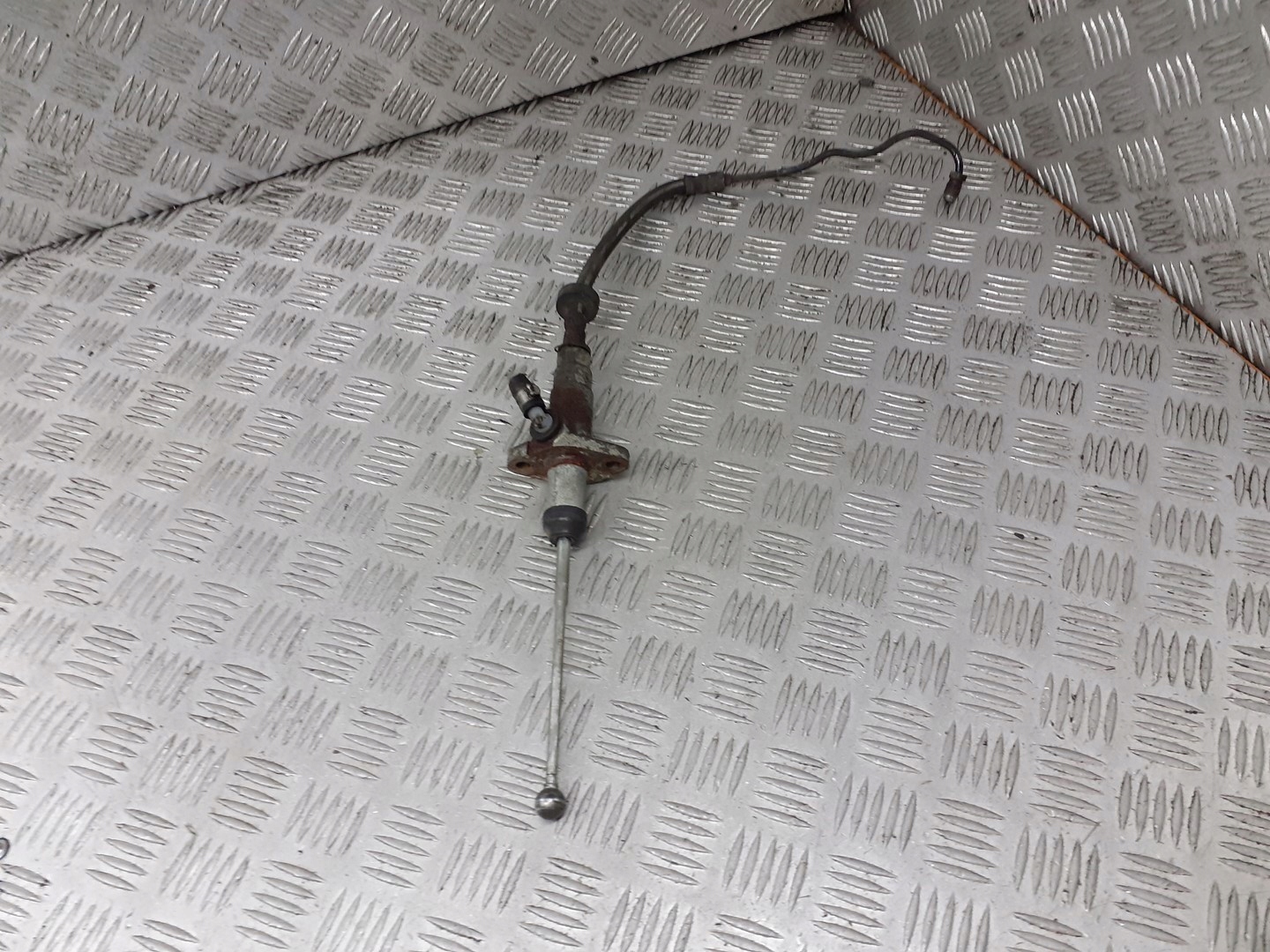 POMPKA SPRZĘGŁA ALFA ROMEO 147 1.9 JTD