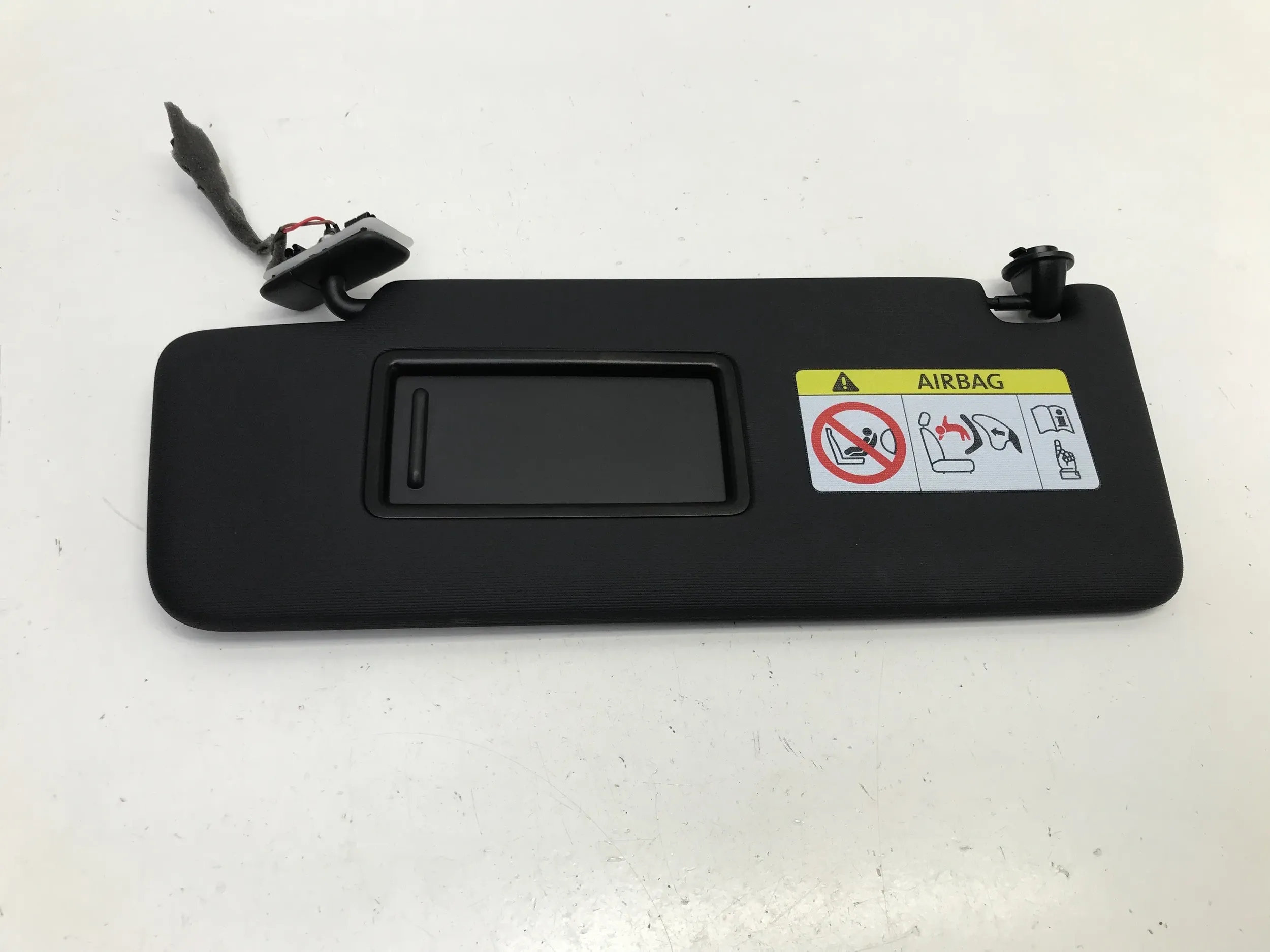 VW ID.4 ID4 ID.5 ID5 SKODA ENYAQ iV 2021 OSŁONA PRZECIWSŁONECZNA LEWA UK