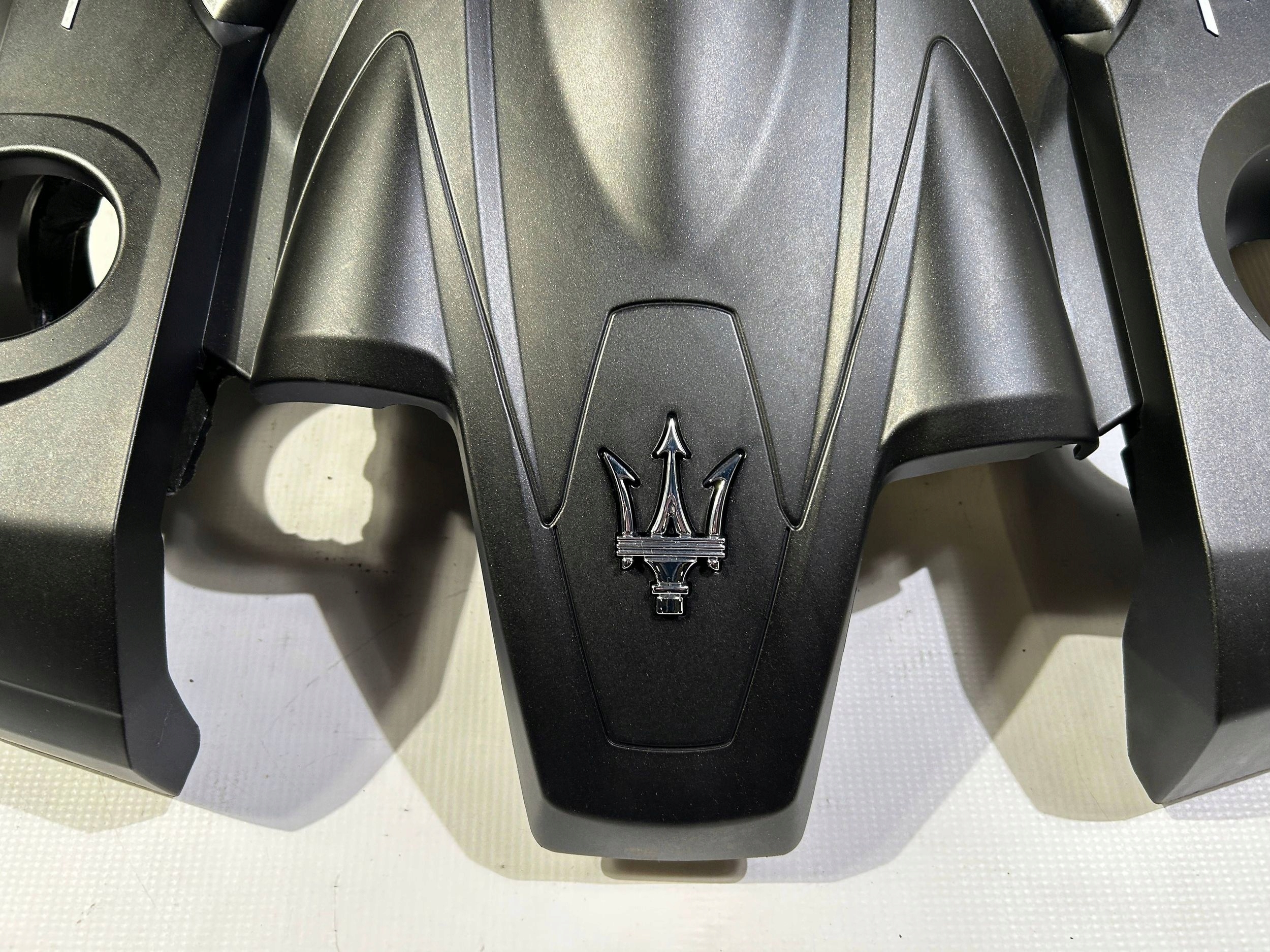 cover upper engine housing cover Maserati Quattroporte 3.8 V8 2013