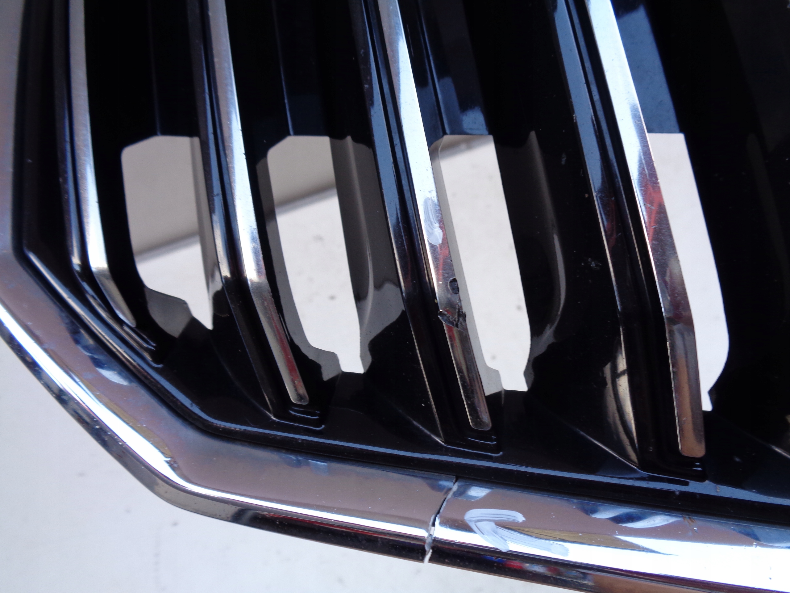 Grille SKODA SUPERB III 3 3V 3V0 15