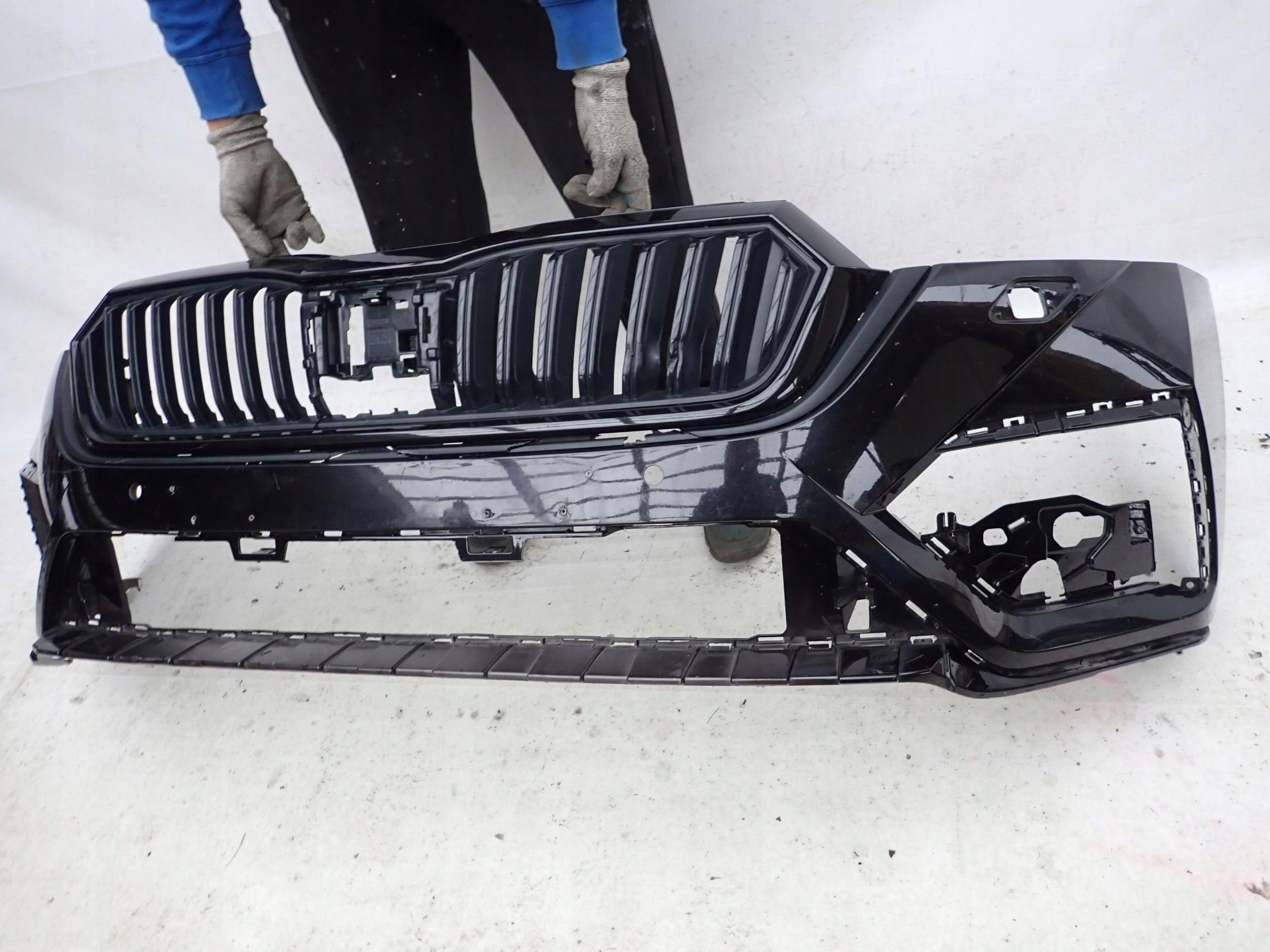 SKODA OCTAVIA IV 5E3 RS 19- bumper front front SPR PDC