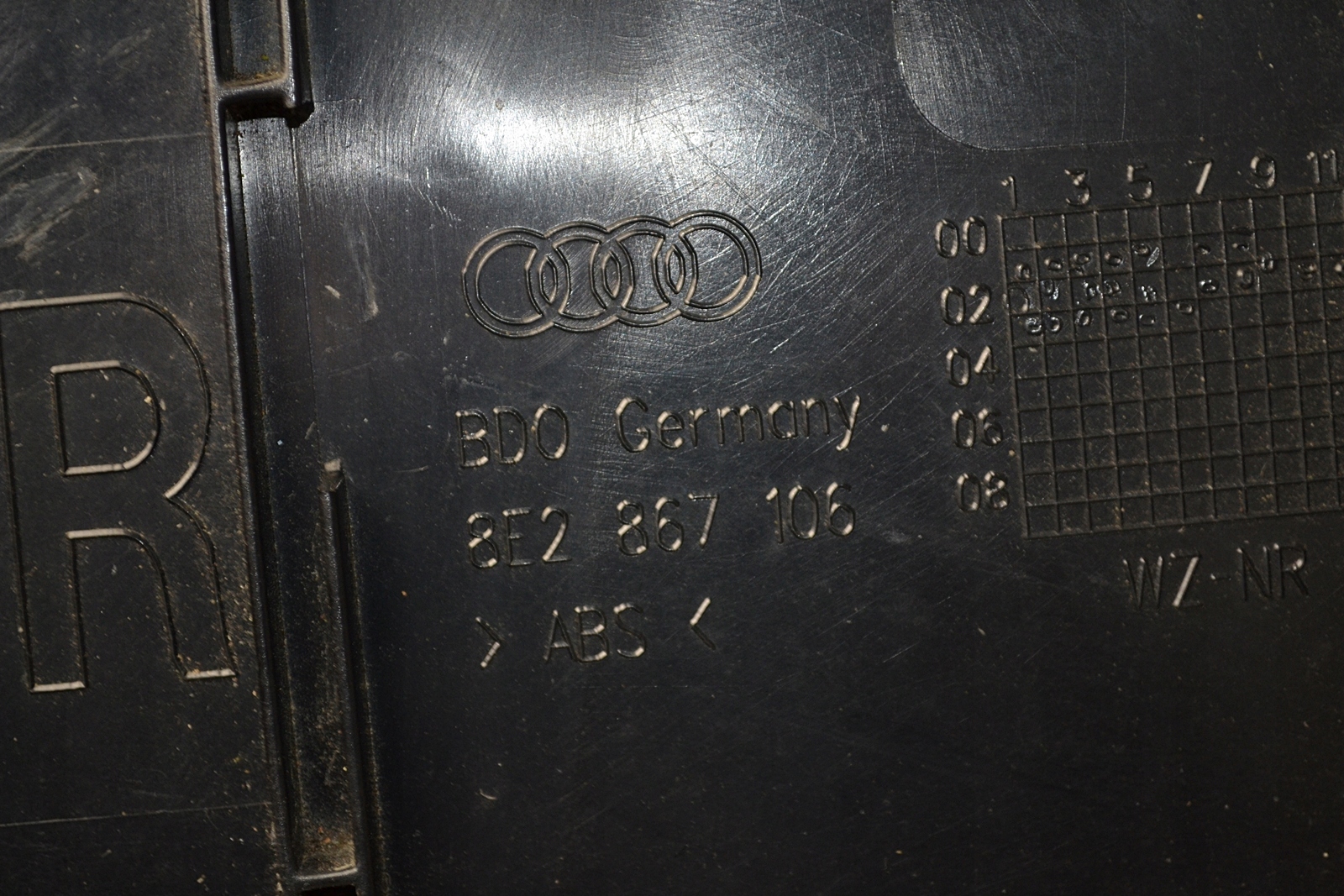 Audi A2 дверные карты правый передний обивка
