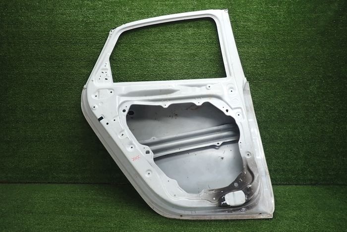 KIA CEED III HB 18- ajtó bal hátsó hátsó