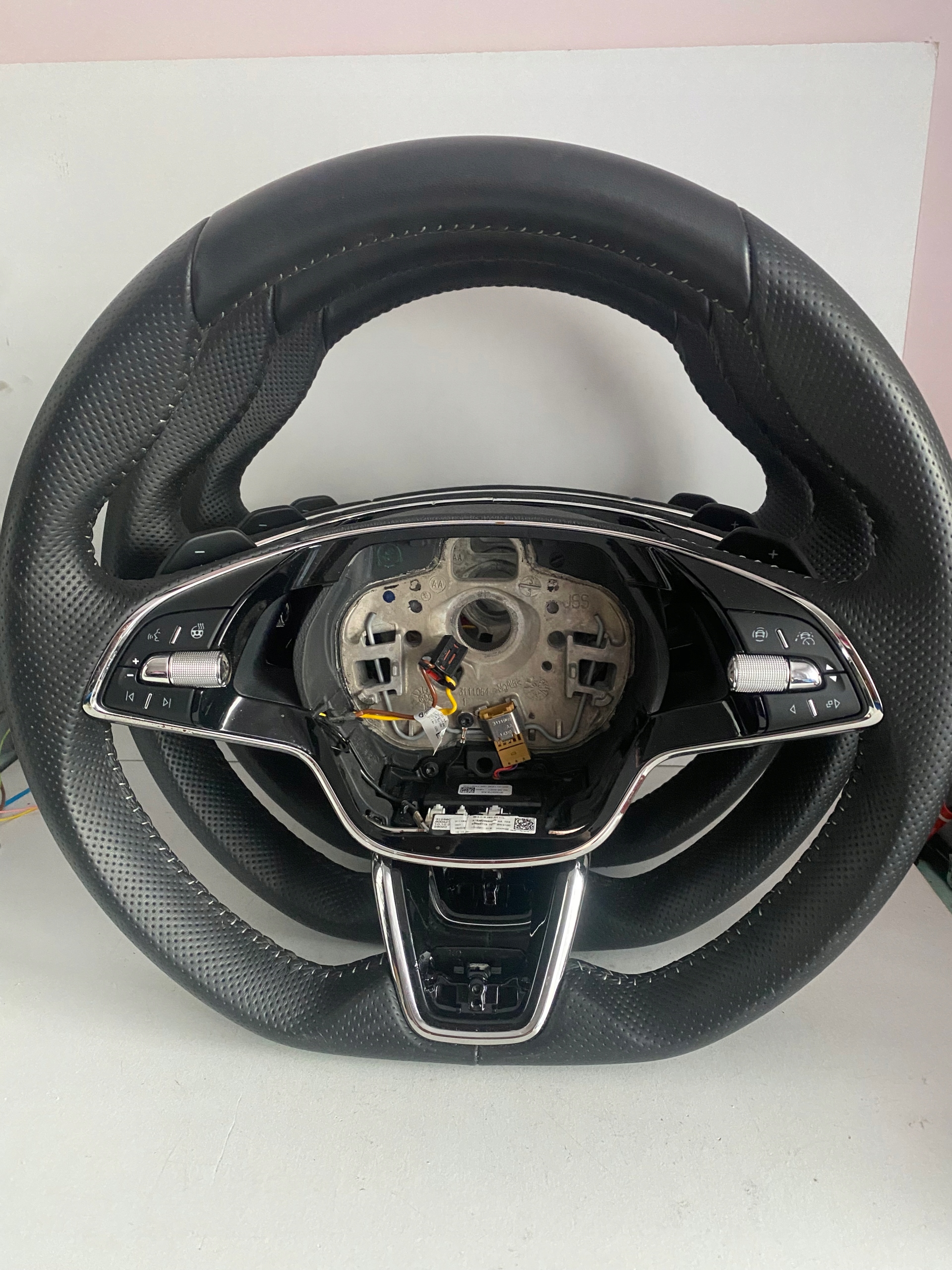 SKODA OCTAVIA 4 5E3 KIEROWNICA VRS MULTIFUNKCJA