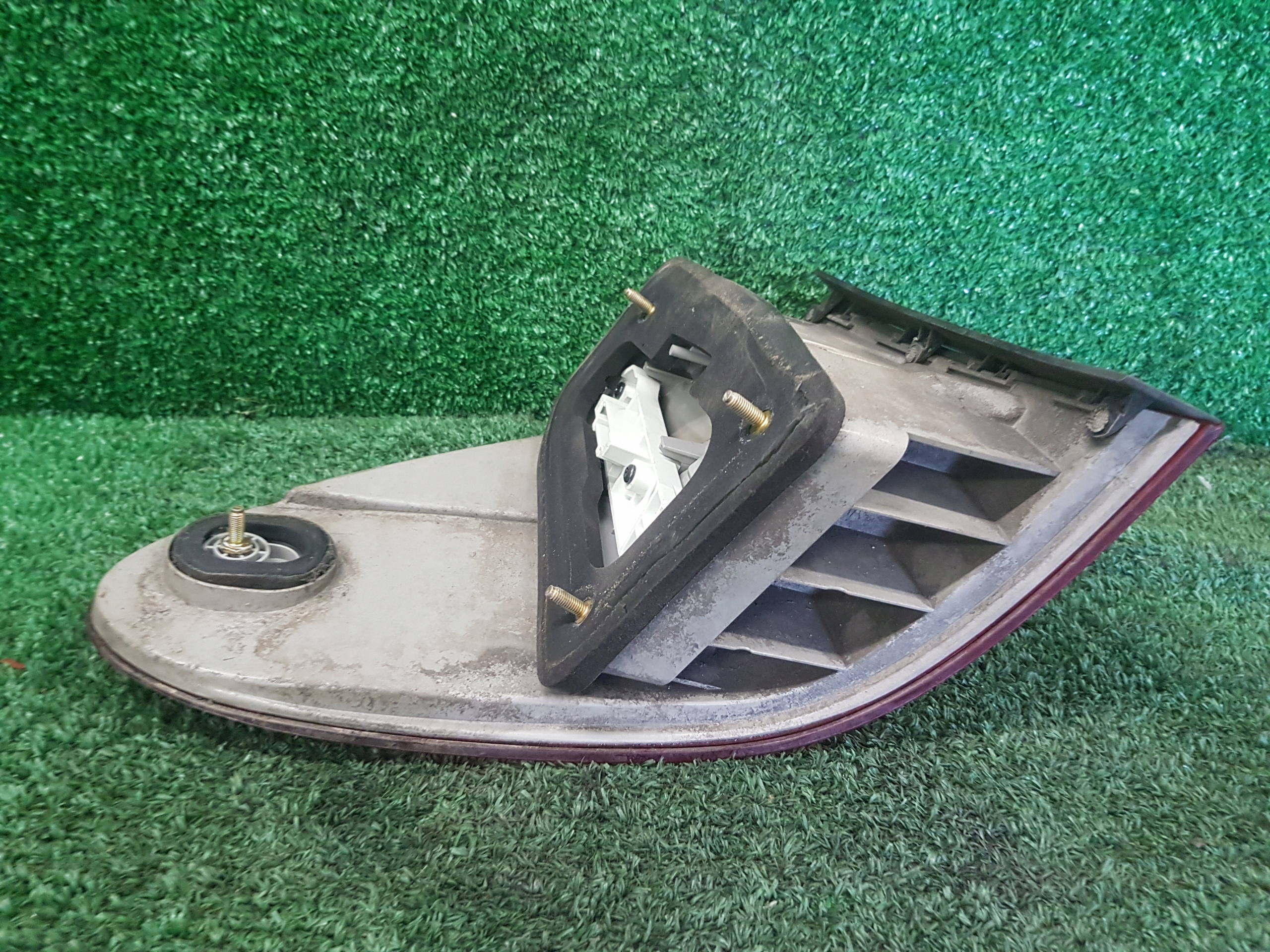 light right rear MERCEDES-BENZ E-KLASA W211 A2118201264
