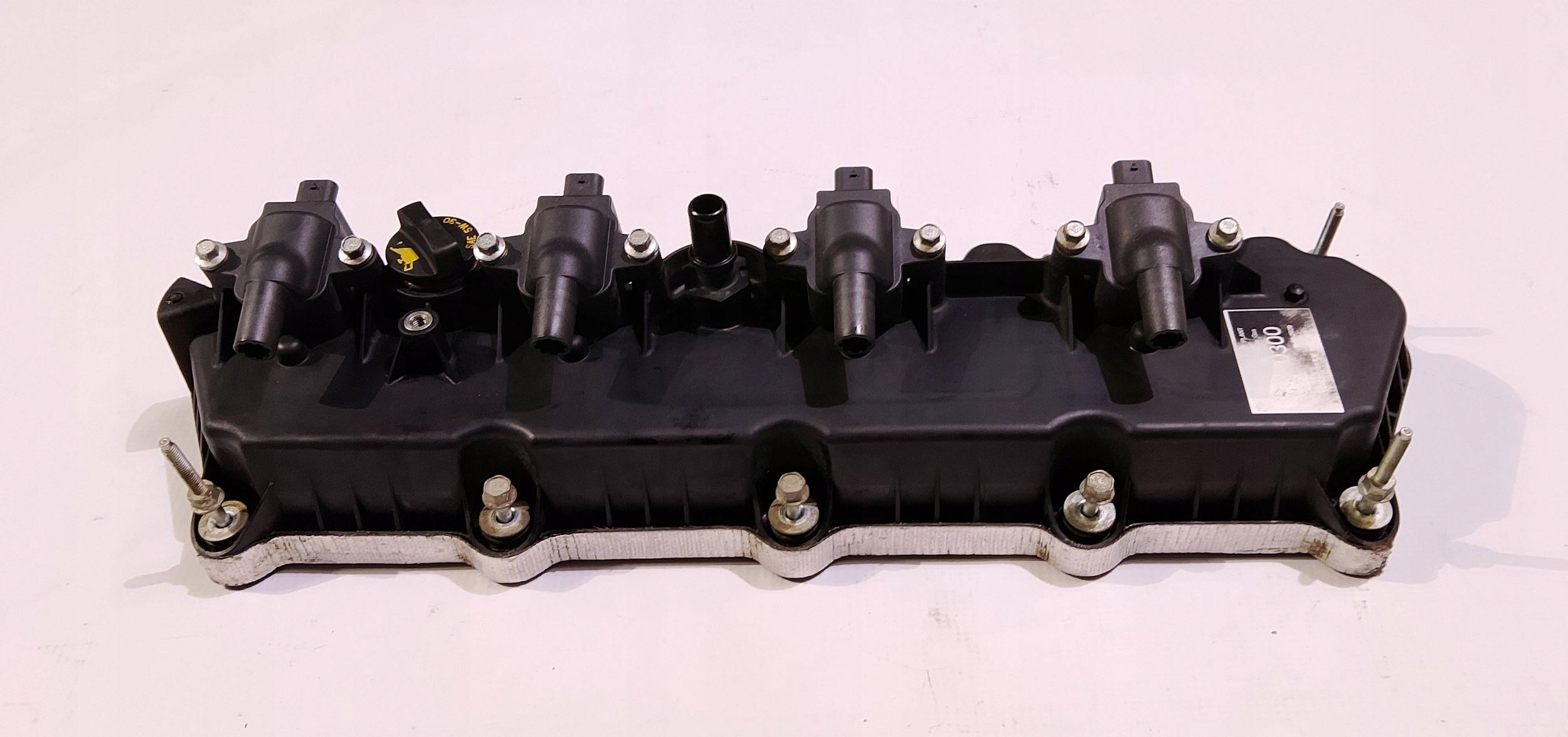 kryt hlavy ventilů walka rozvodu levá strana Ford Godzilla 7.3 2020