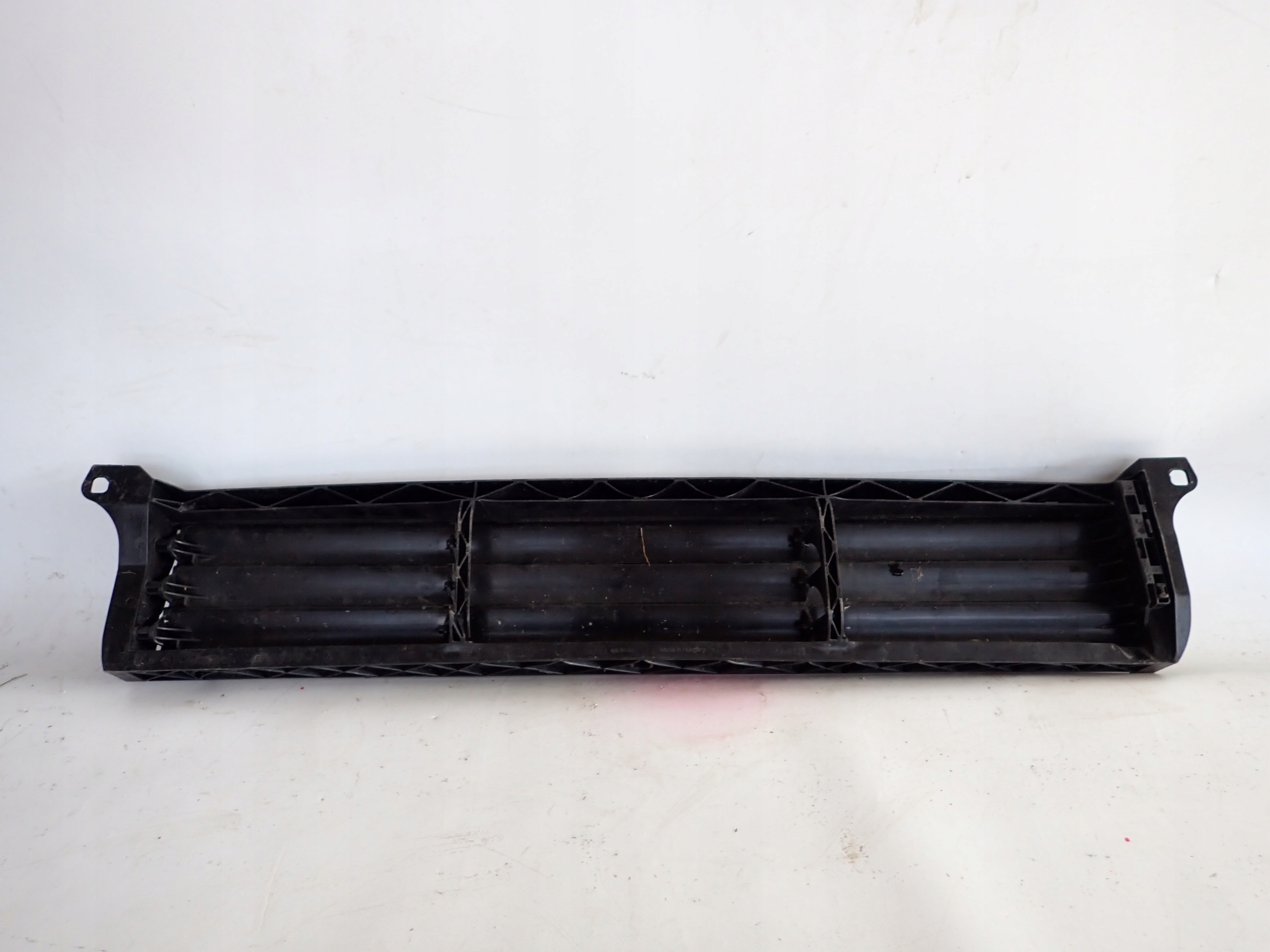 AUDI ETRON E-TRON 4KE intake air blinds air line