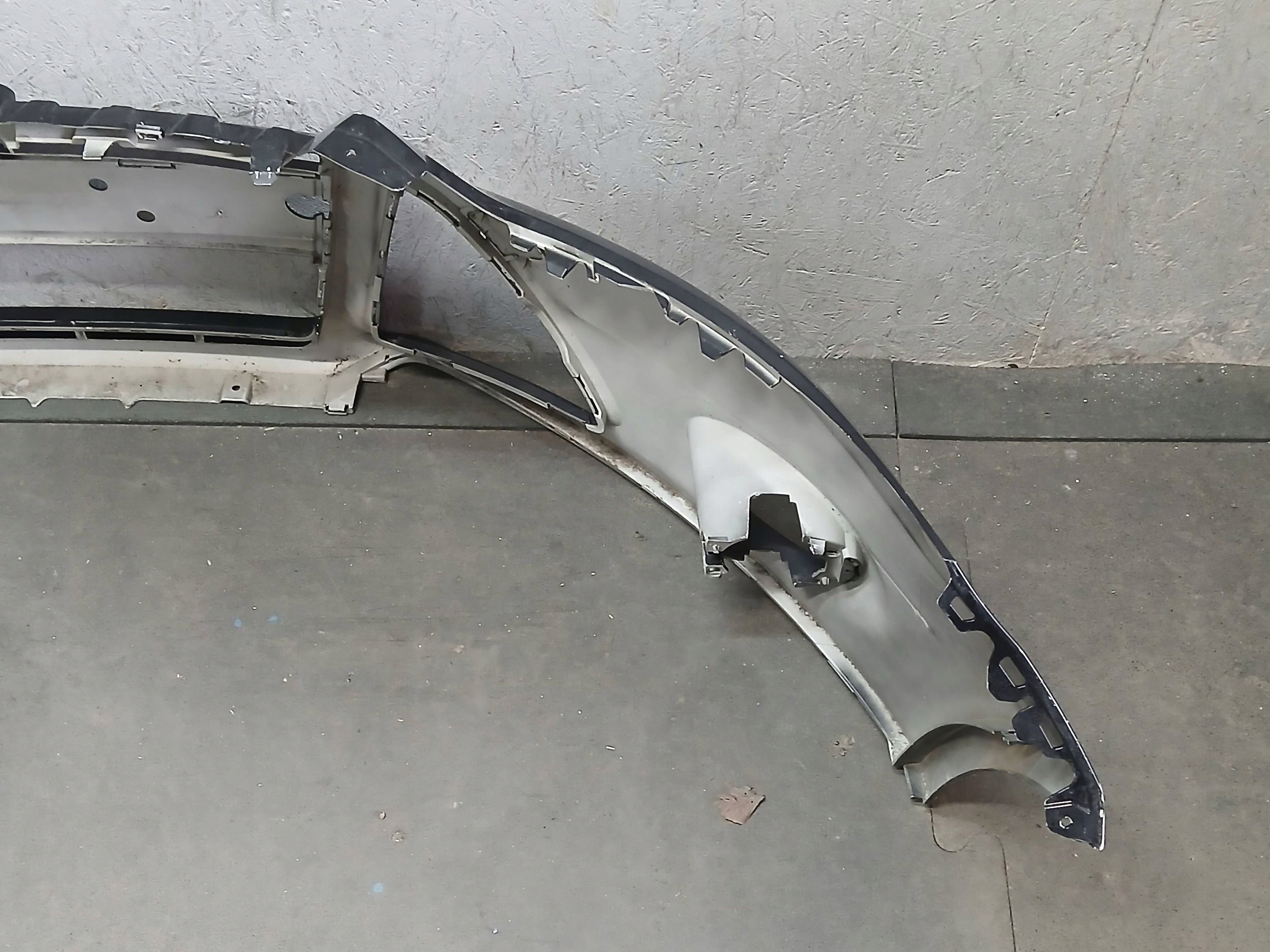 nárazník předek FORD FOCUS MK3 11-14