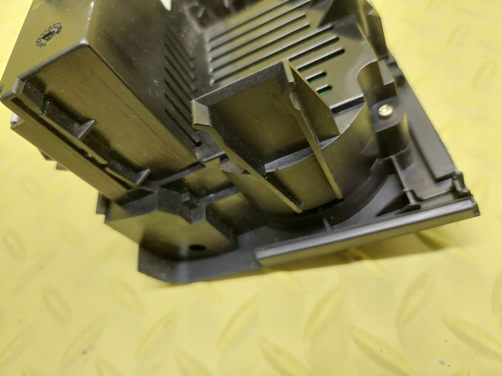 AUDI A3 8P PANEL klími klimatizaci 8P0820043D