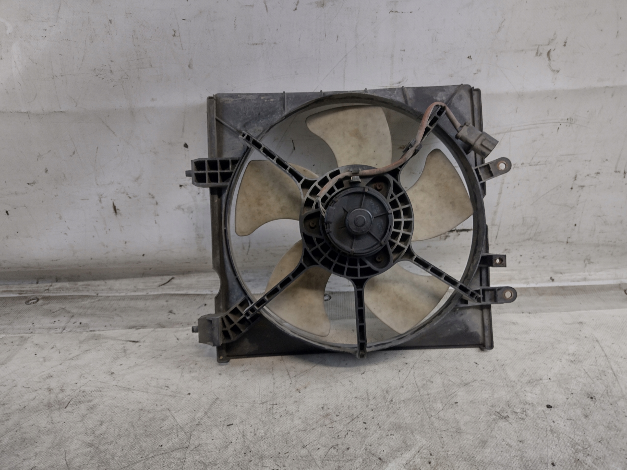ventilátor chladiče Honda Civic VII 7 1,4