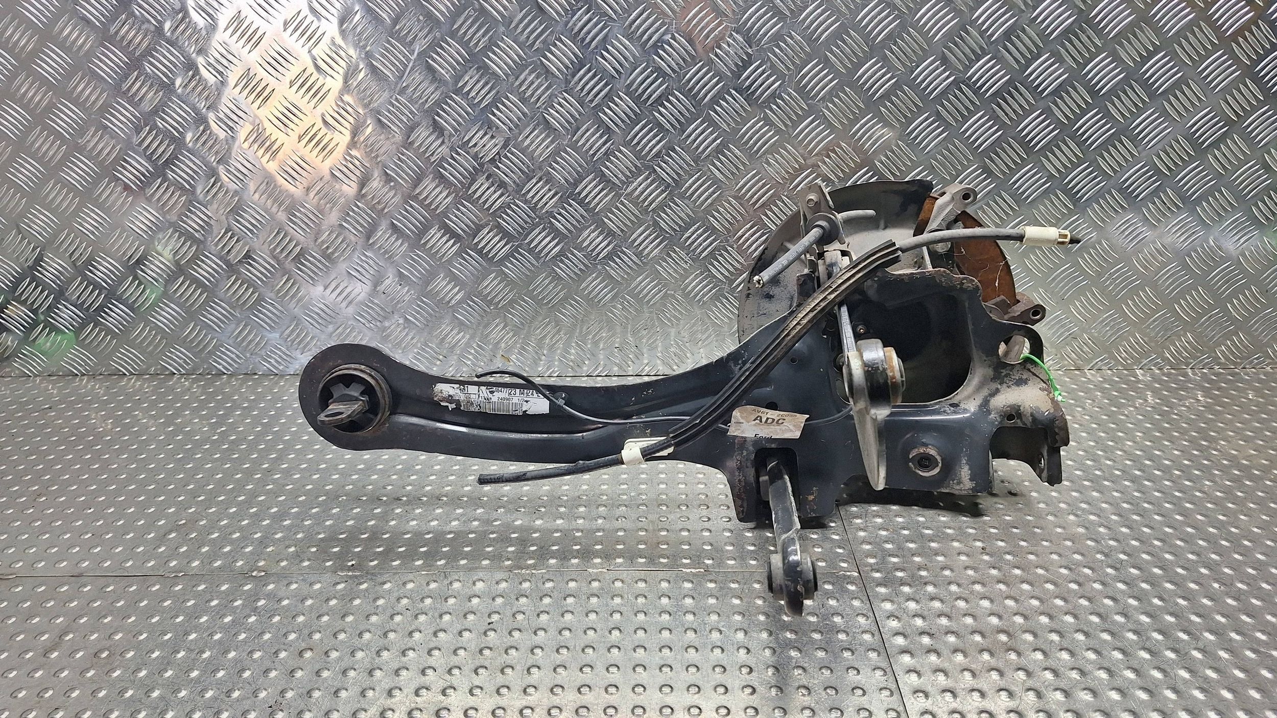 achsschenkel radnabe radlager querlenker achsträger rechts heck BV61-5A968-CA FORD FOCUS MK3 HB