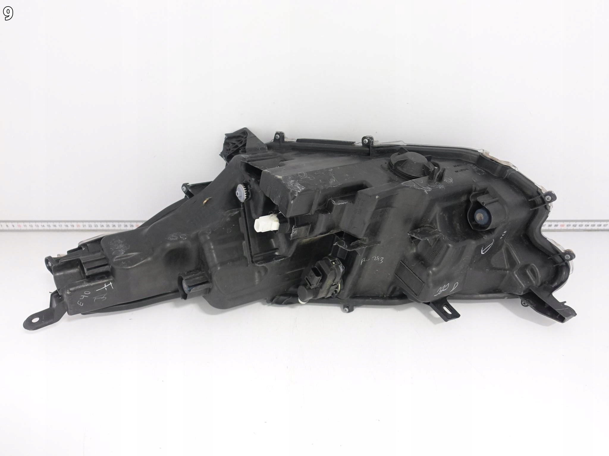 TOYOTA YARIS IV (4 GENERACJA) XP210 GR 20- light FULL LED right front EU