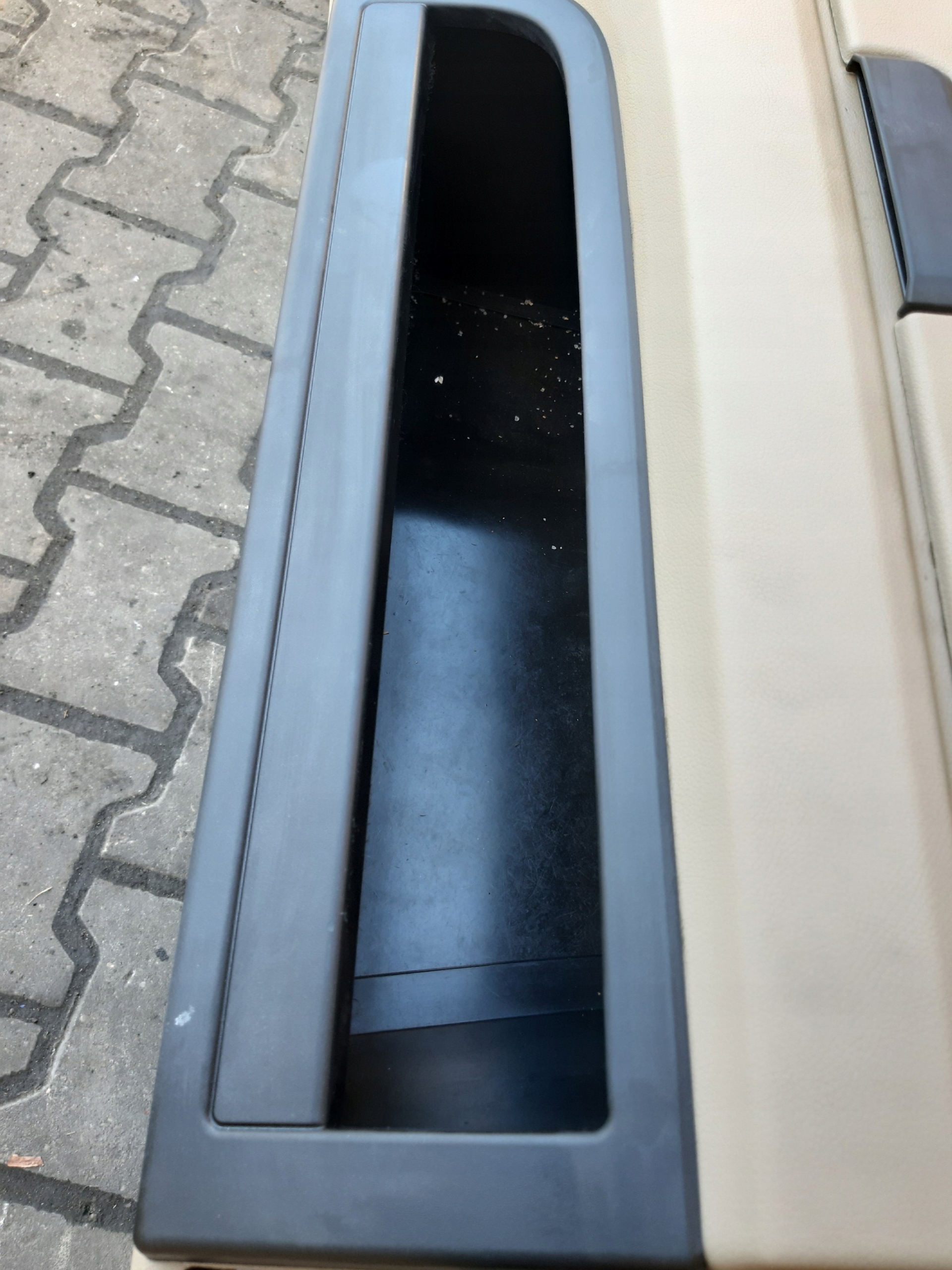 POLKI upper passenger compartment console upper SCHOWKI visor MERCEDES ACTROS MP4