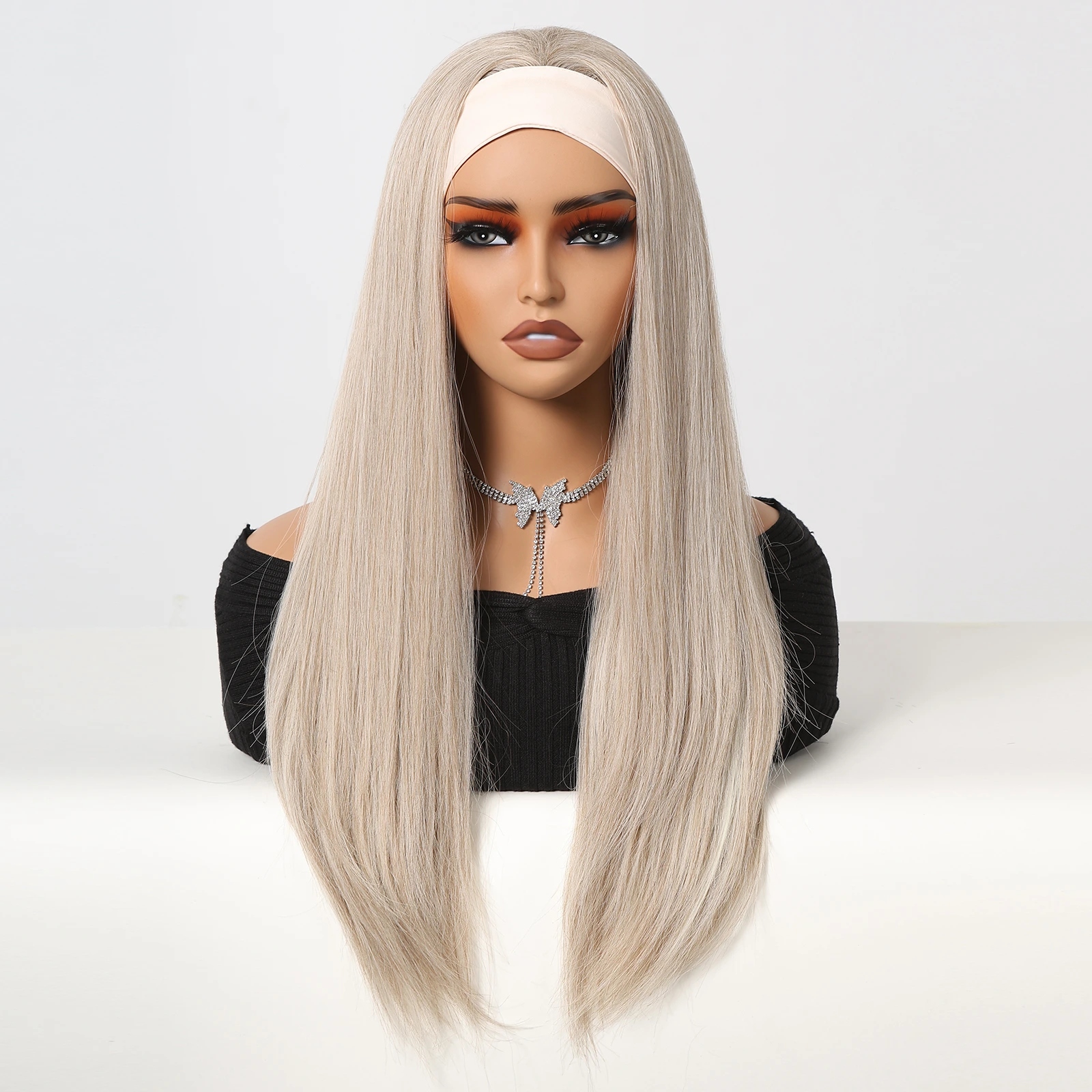 Popelavě bílá rovná paruka Molly s čelenkou