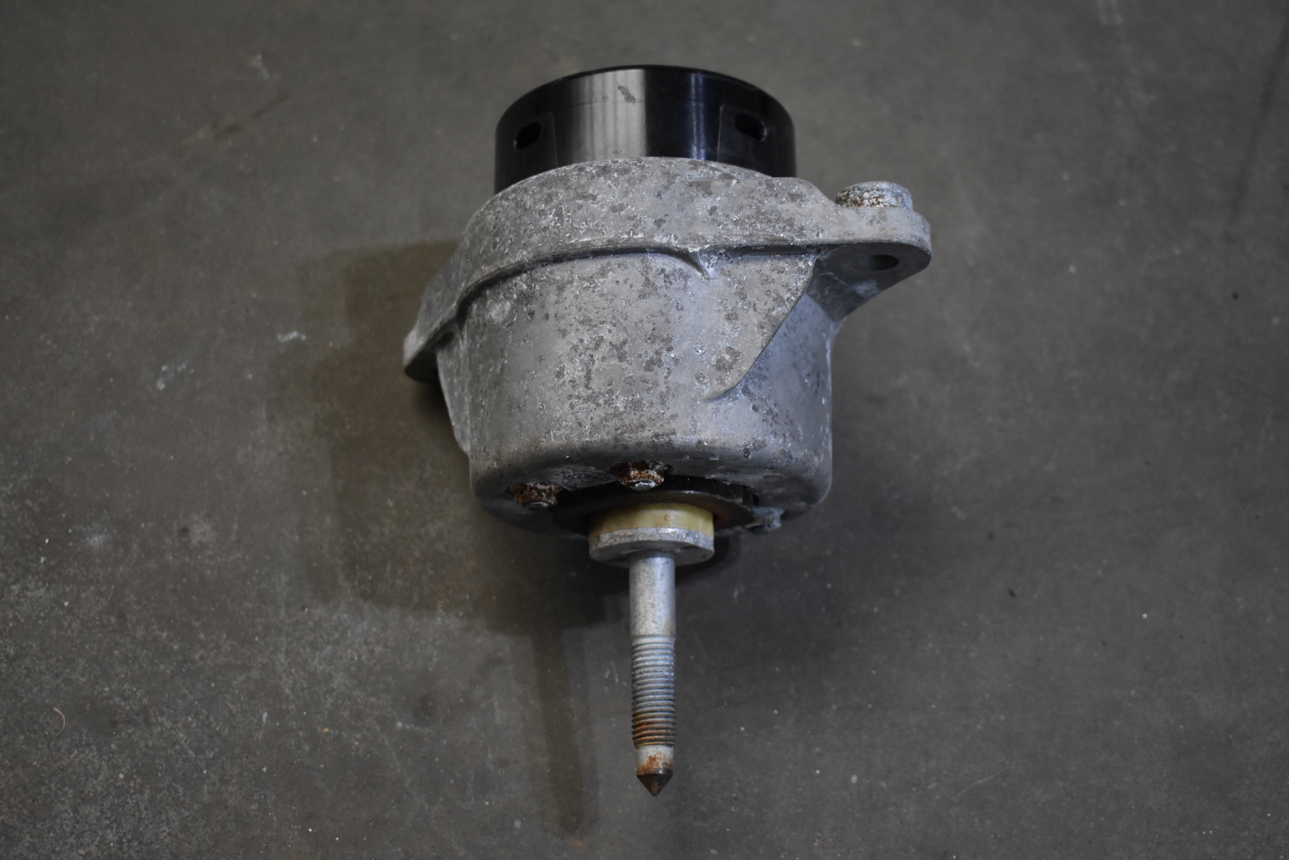 IDEALNA engine mount PORSCHE 982 718 1