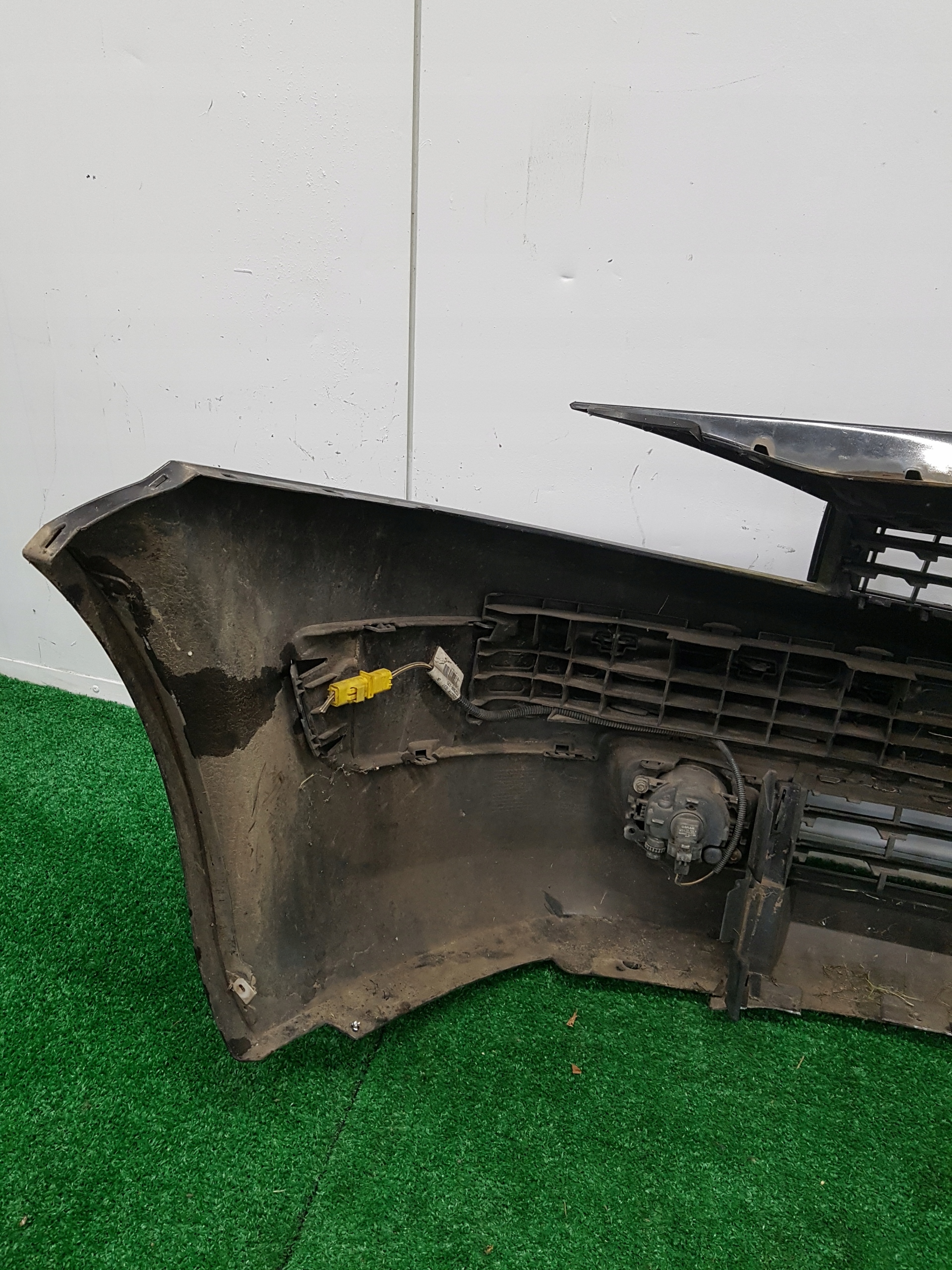 bumper front front RENAULT MEGANE 2 8200142000