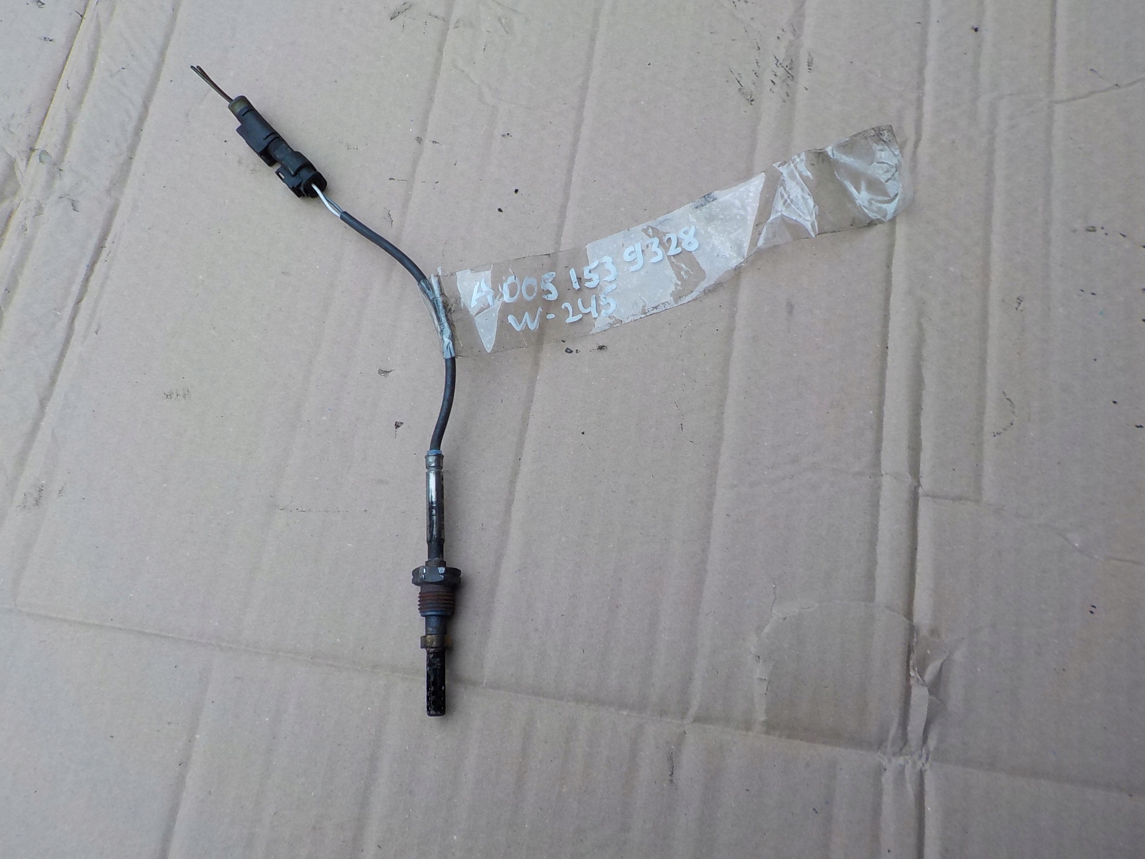 Sensor temperatury Gase mercedes w245 2,0 cdi A0051539328