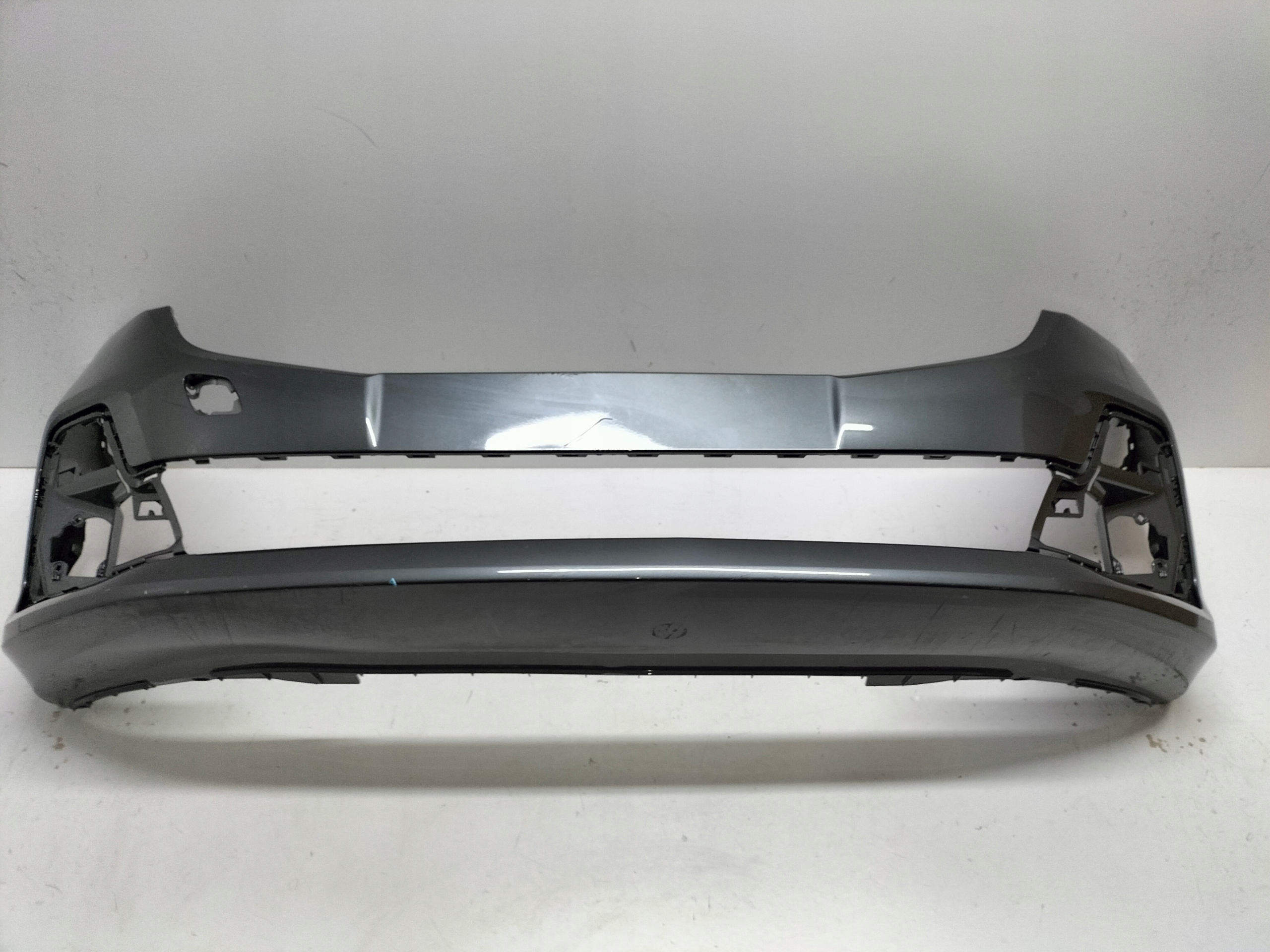 NÁRAZNÍK PREDNÝ PREDOK FORD TRANSIT CONNECT III MK3 22