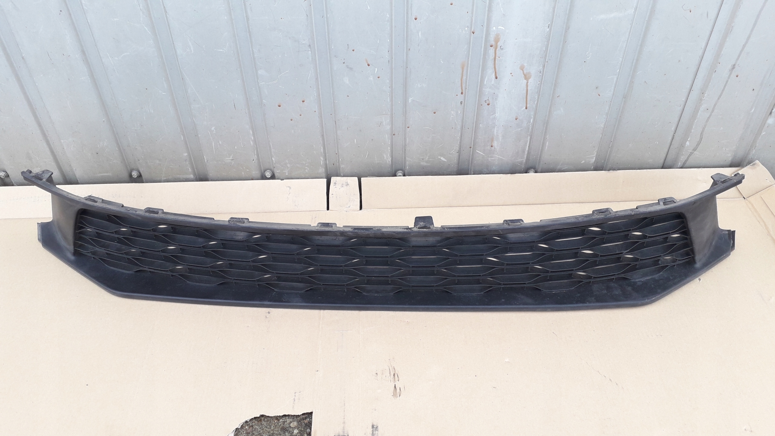 DACIA LOGAN SANDERO II KRATKA ZDERZAKA 622544275R