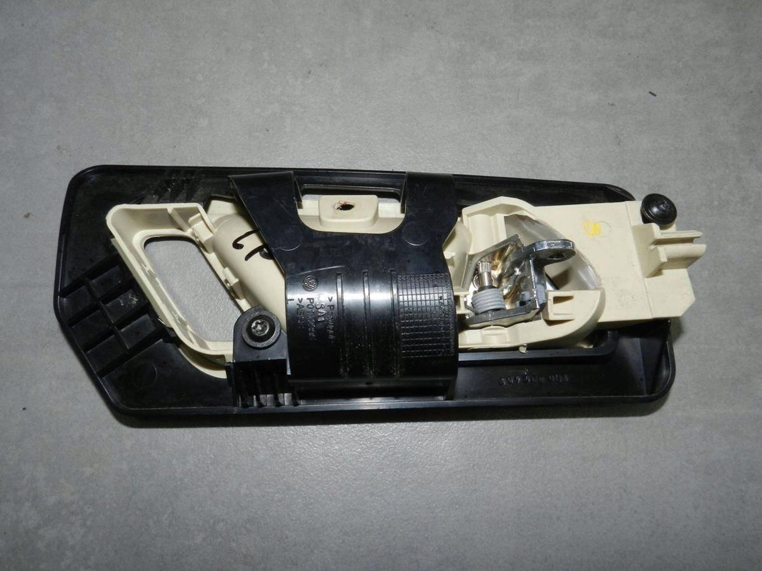 Volkswagen Eos handle inner door left 1Q1837113 N57993
