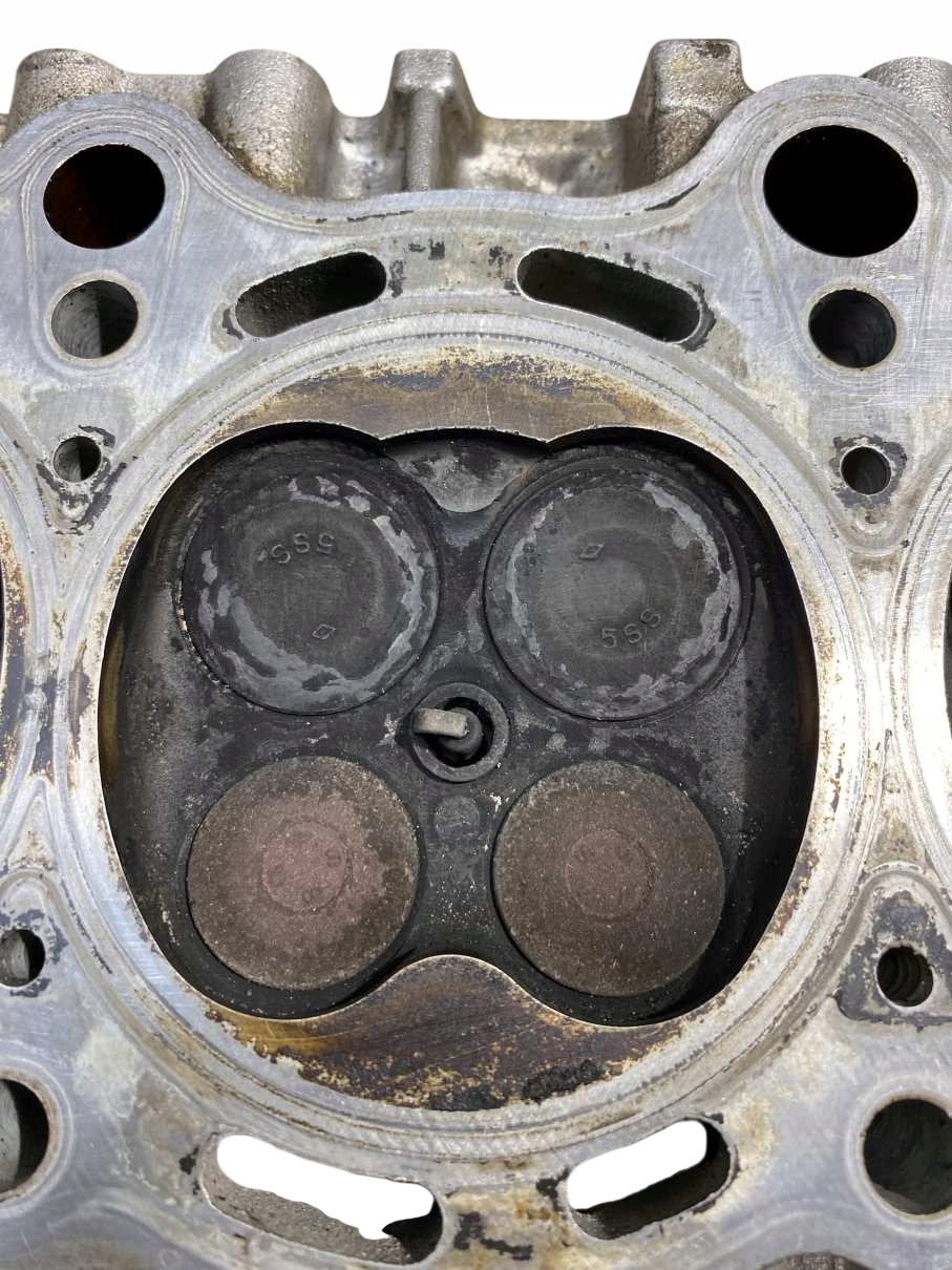 hlava válců vačky TOYOTA RAV 4 a 2.0 16V