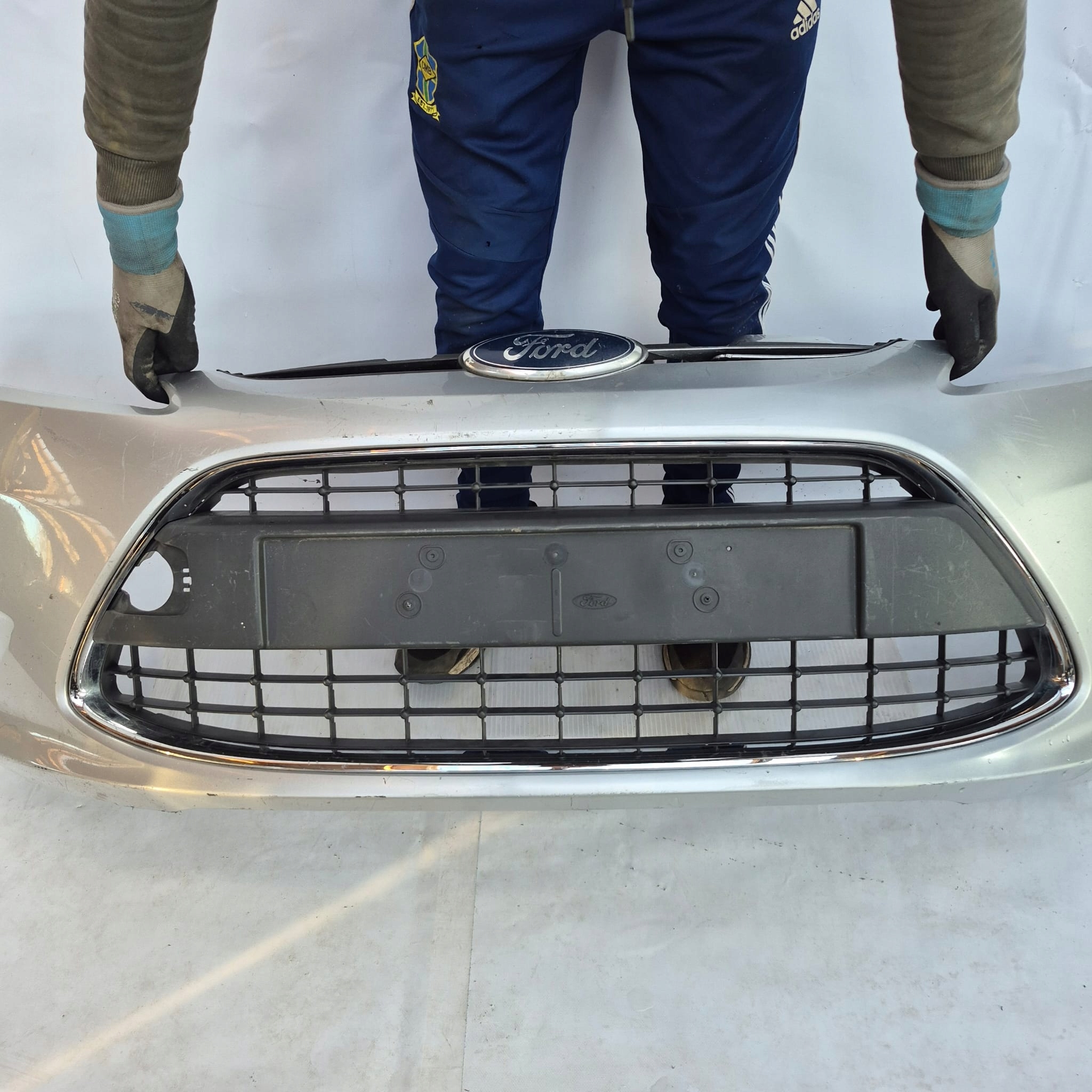 FORD FIESTA MK7 08- bumper front front