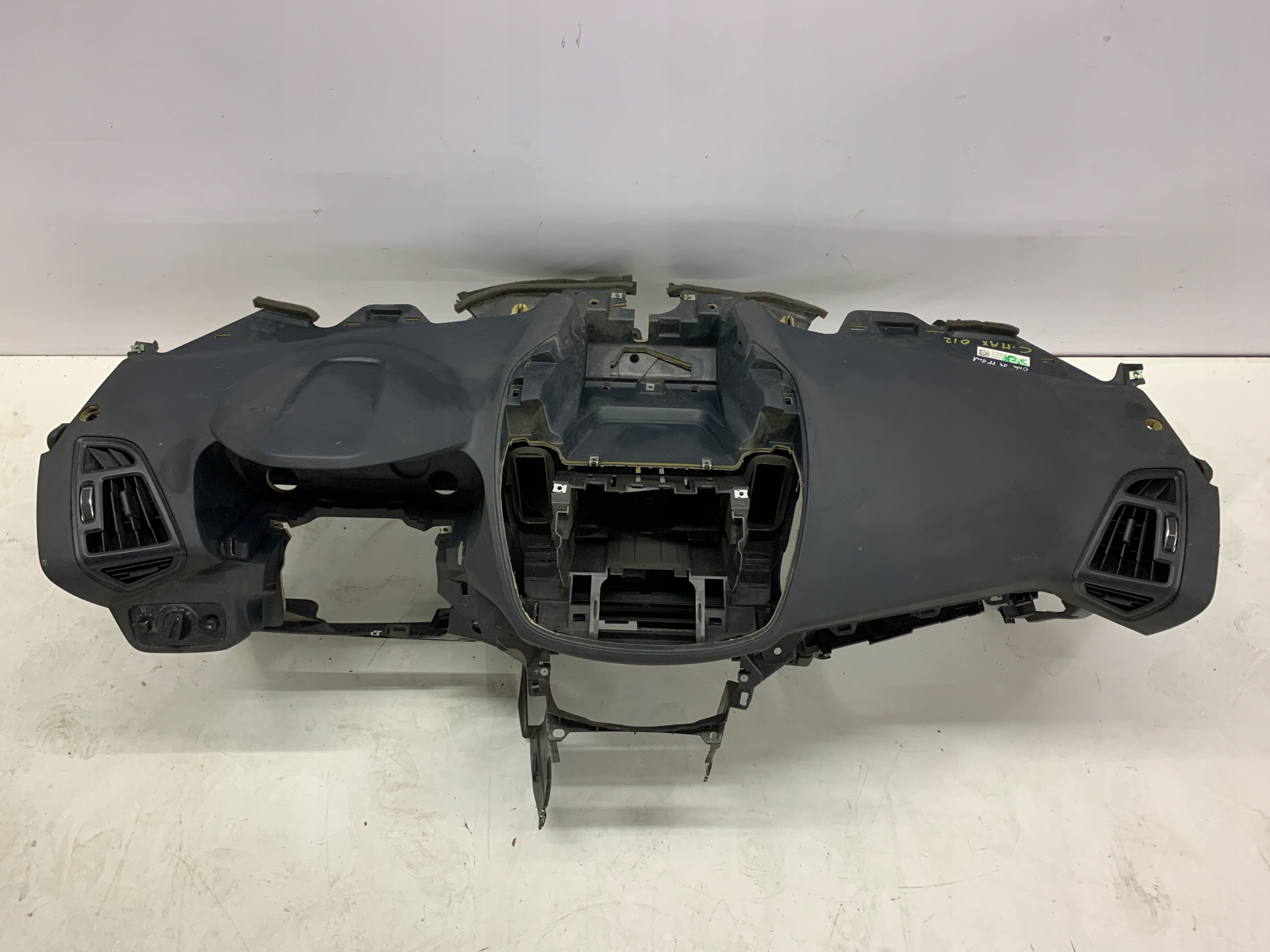 dashboard instrument panel console cockpit FORD C-MAX MK2