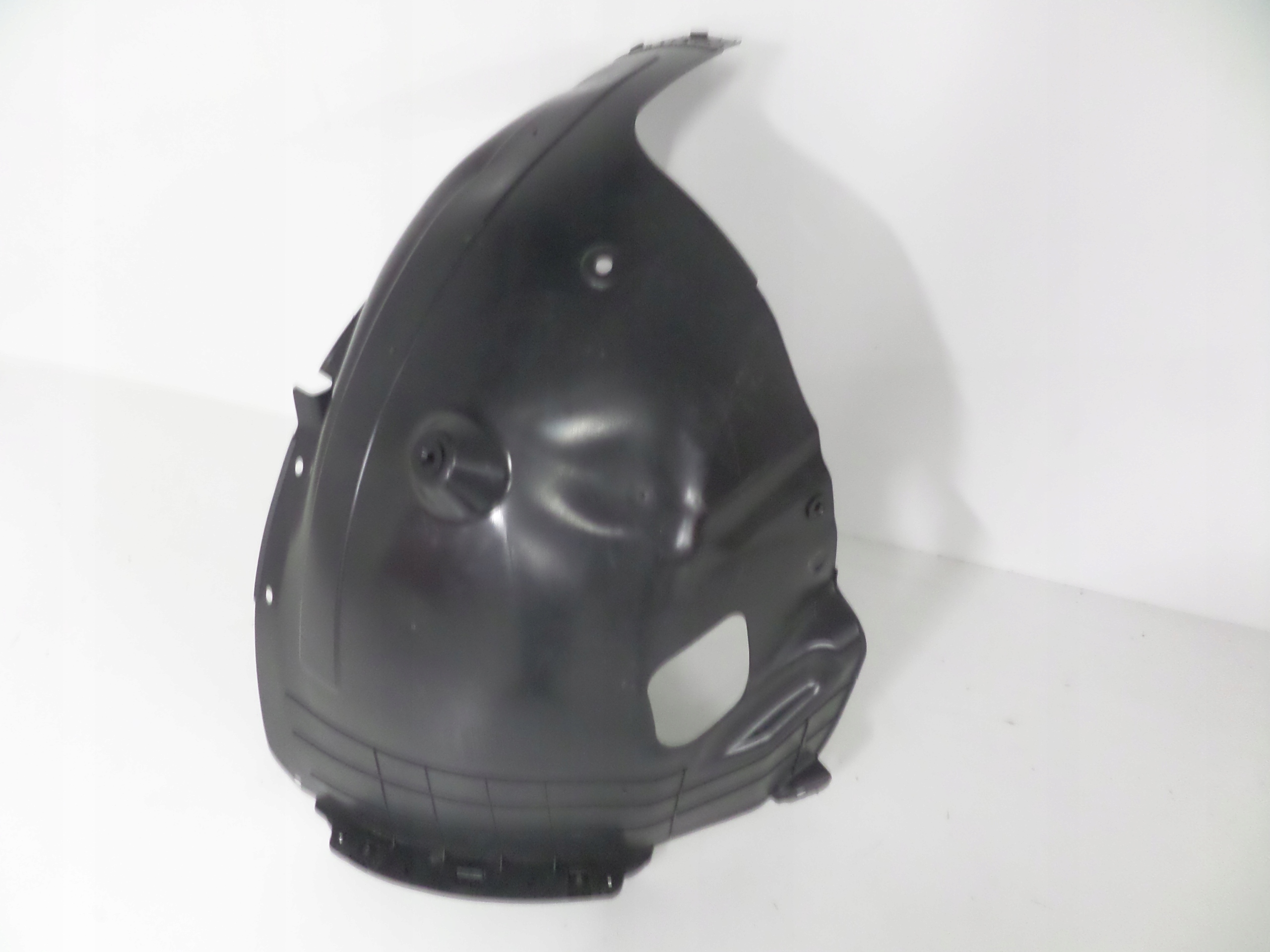 mudguard front right KIA SPORTAGE 5 V 21