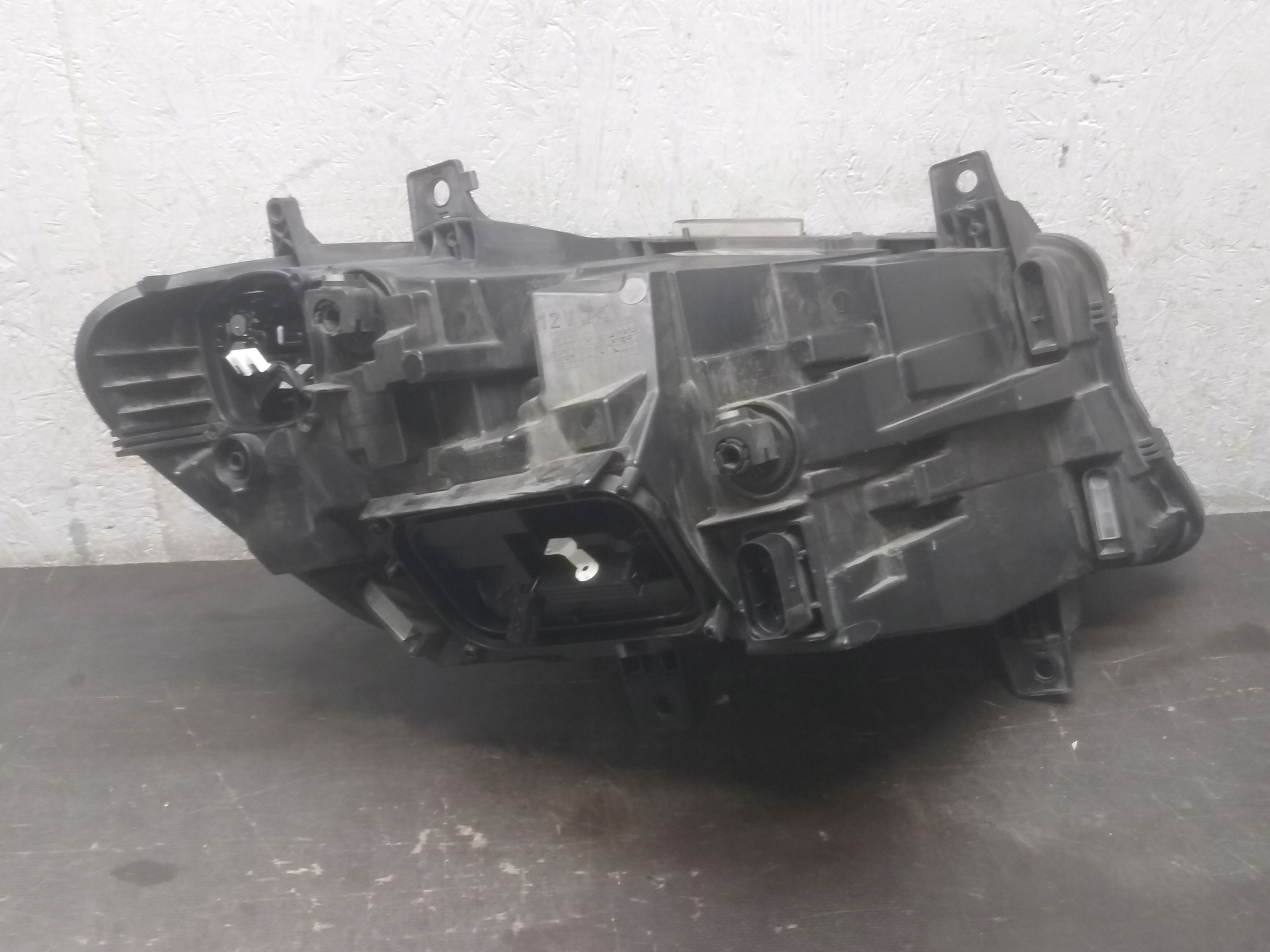 light front left MERCEDES SPRINTER W907 W910 FULL LED HP A9109065700