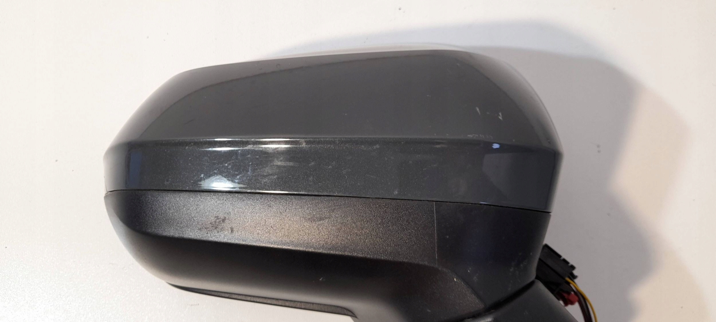 Audi Q2 81A 6-PIN mirror right 041444 (S151)