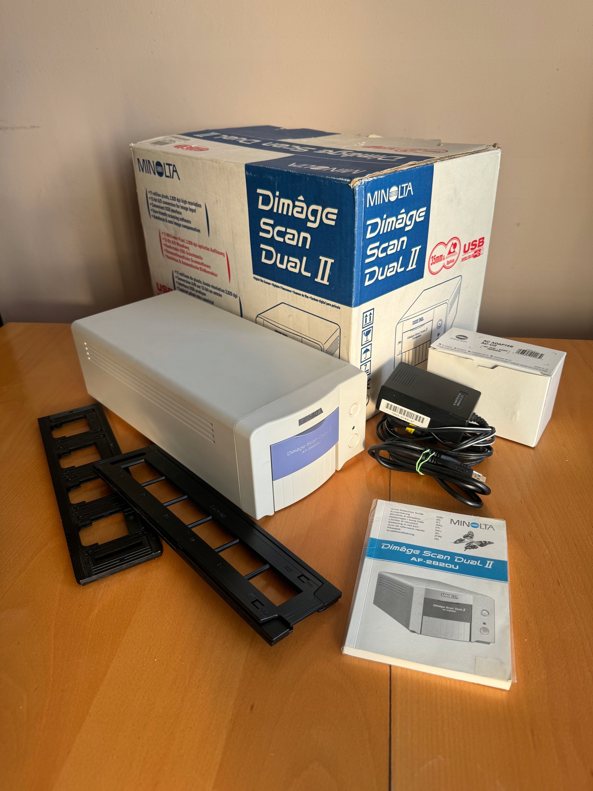 Minolta Dimage Scan II do 35mm bdb stan AF-2820